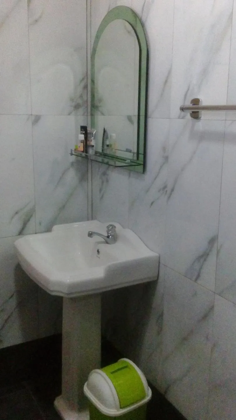 AKR Hotel Kilinochchi