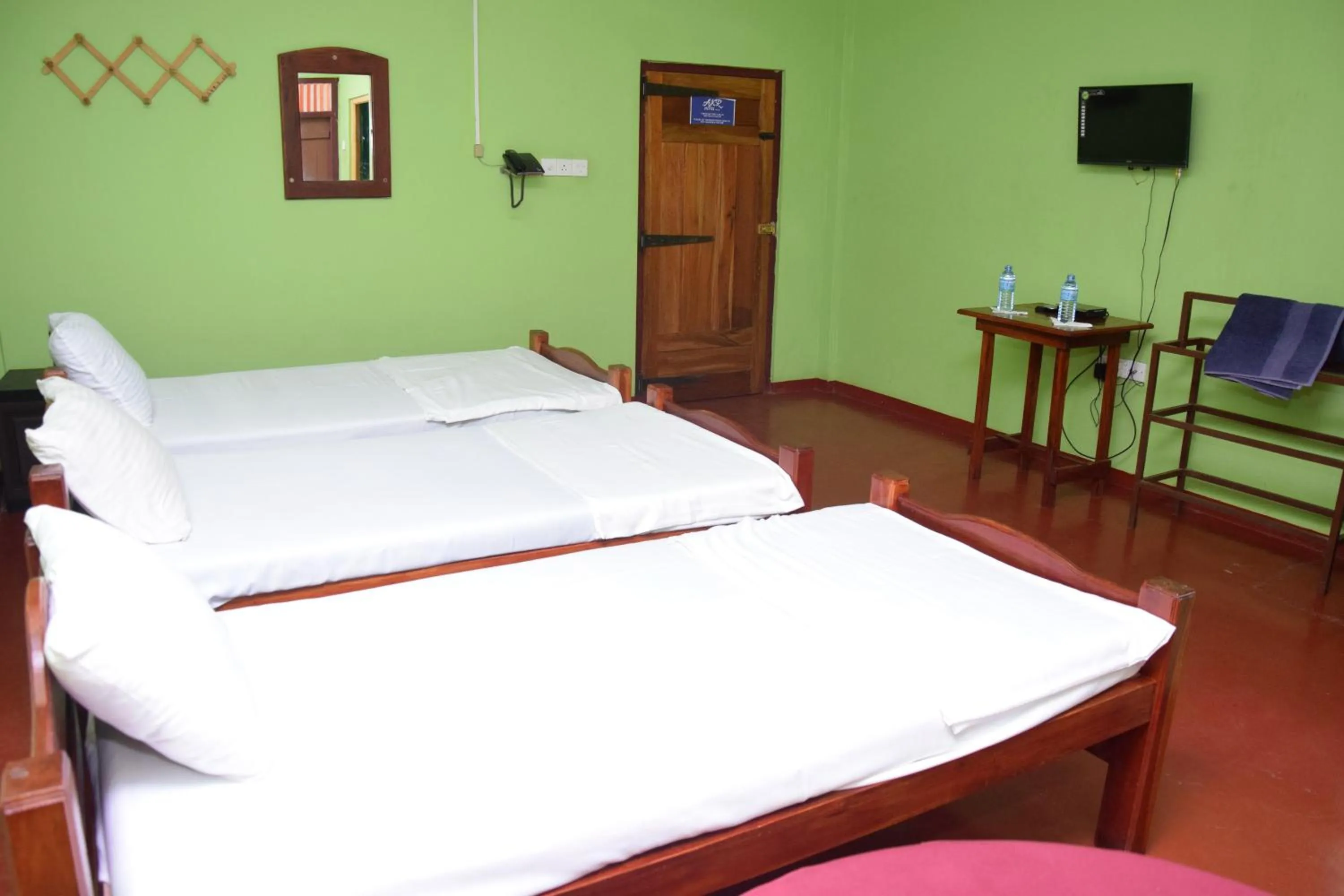 Bedroom, Bed in AKR Hotel Kilinochchi