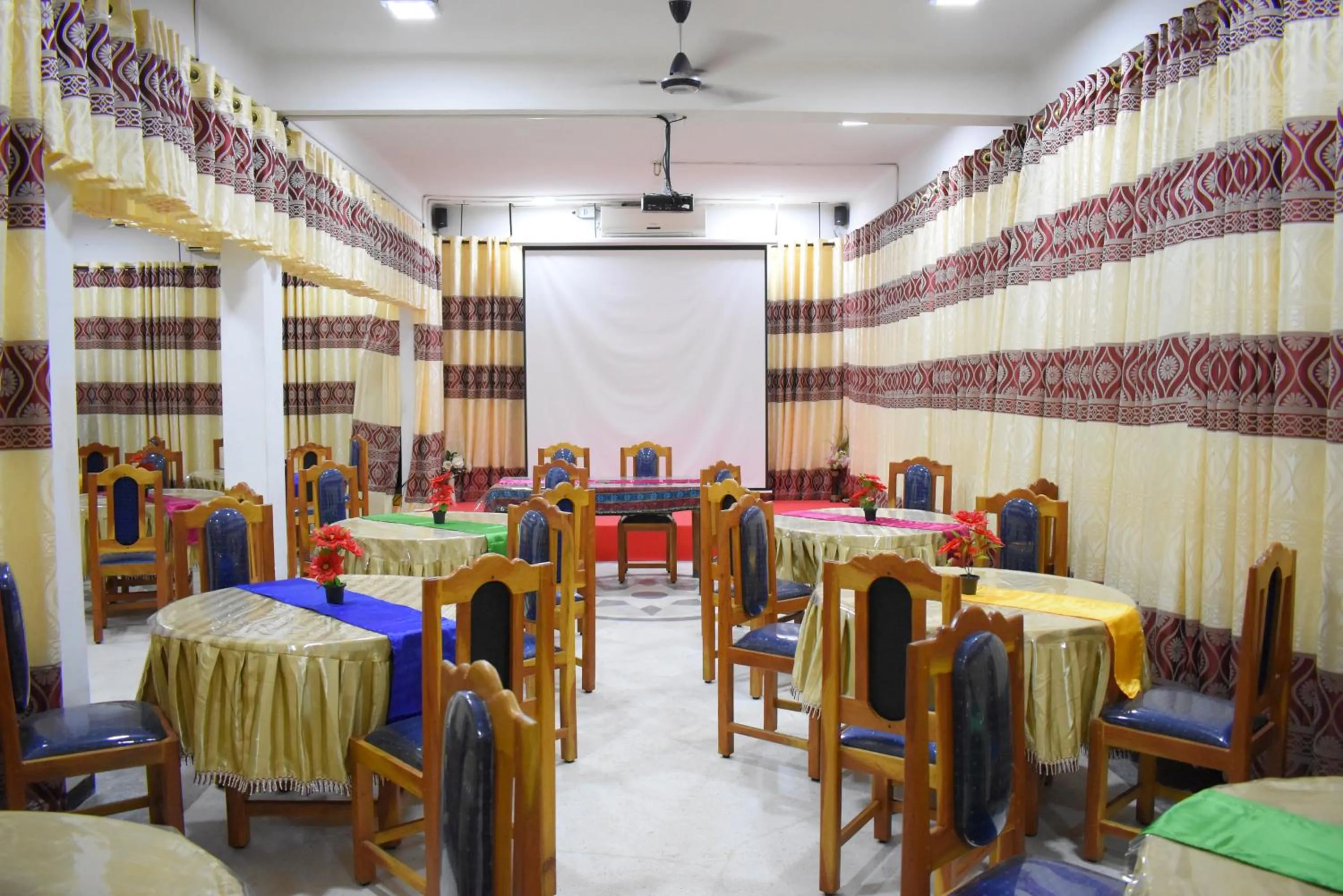 AKR Hotel Kilinochchi