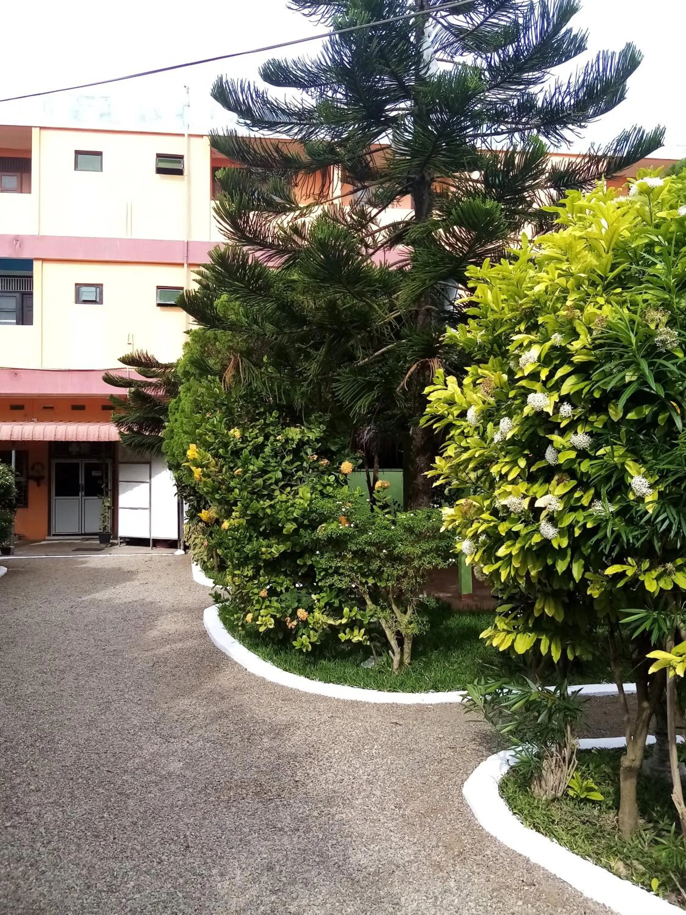 AKR Hotel Kilinochchi