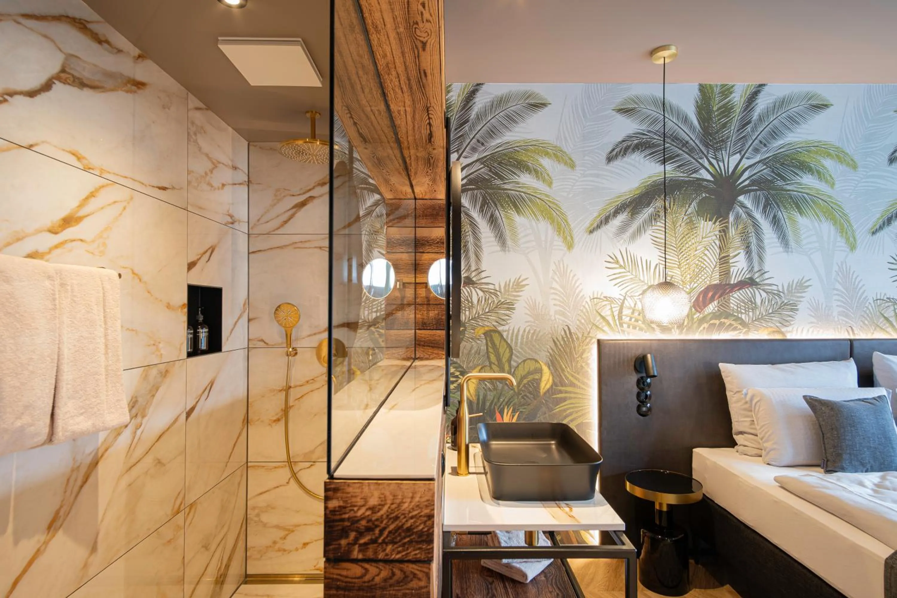 Shower in AMIA Hotel Singen