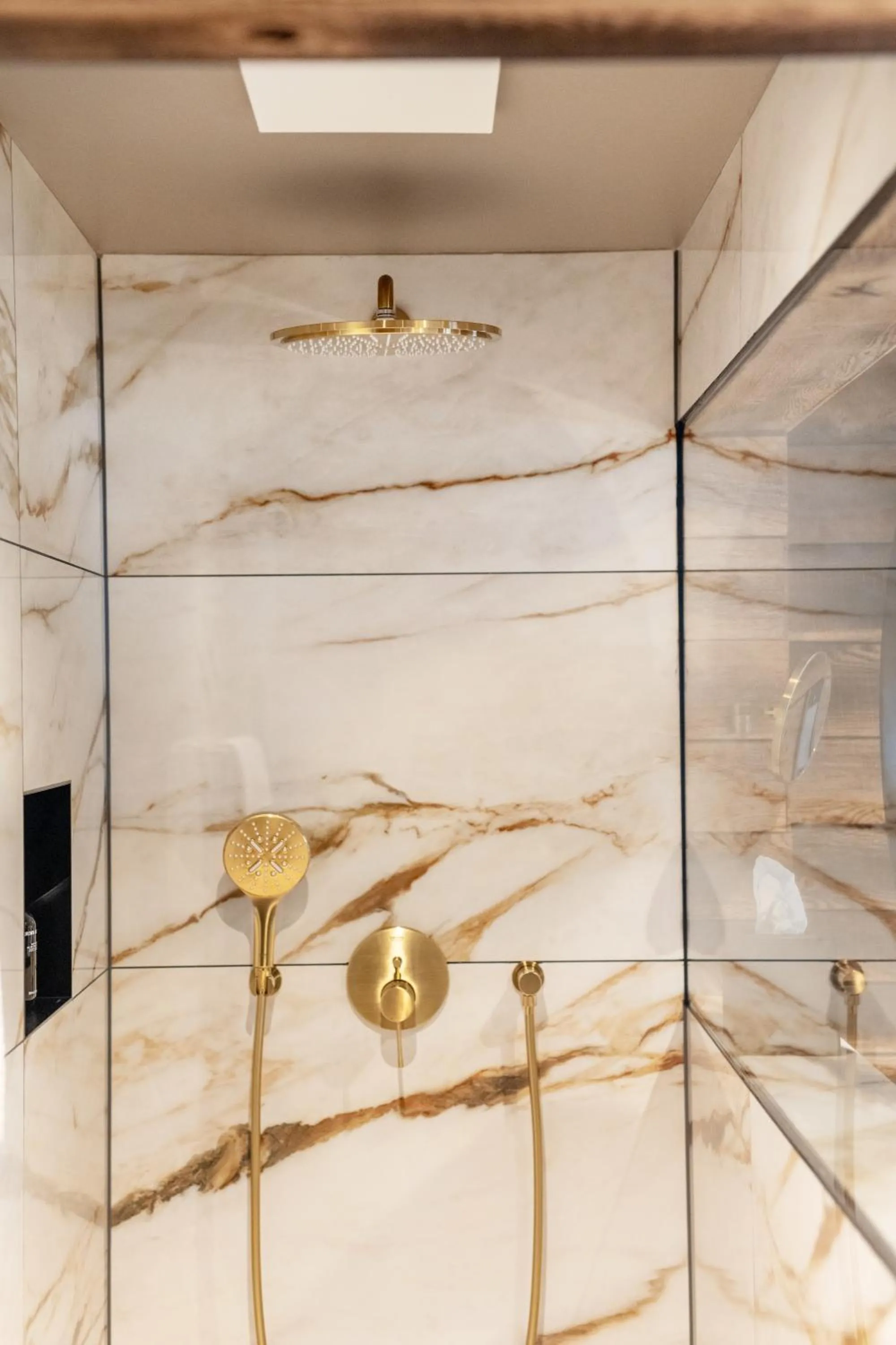 Shower in AMIA Hotel Singen