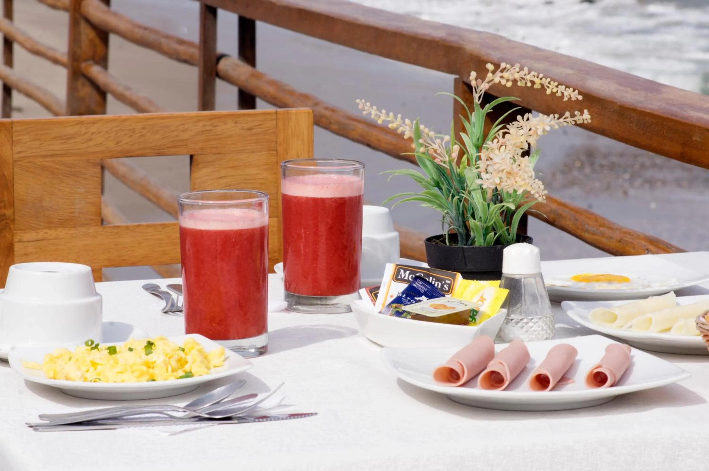 Continental breakfast in Akas Hotel Apartamentos