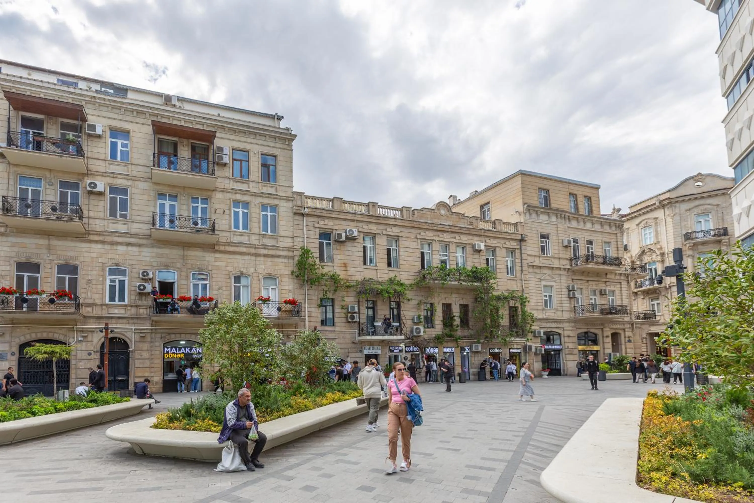 Property building in Nizami Central Park Hotel