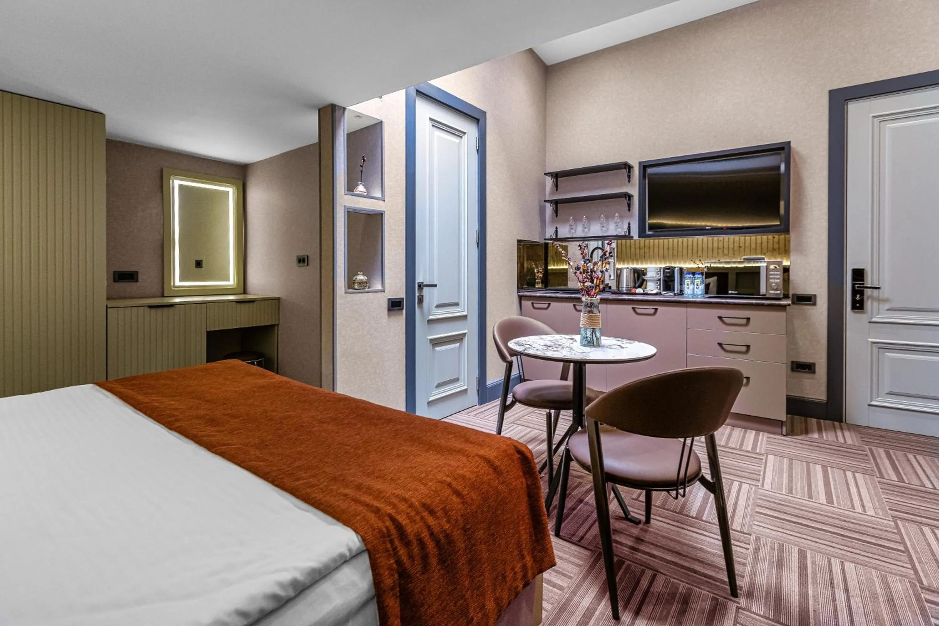 Bed in Nizami Central Park Hotel