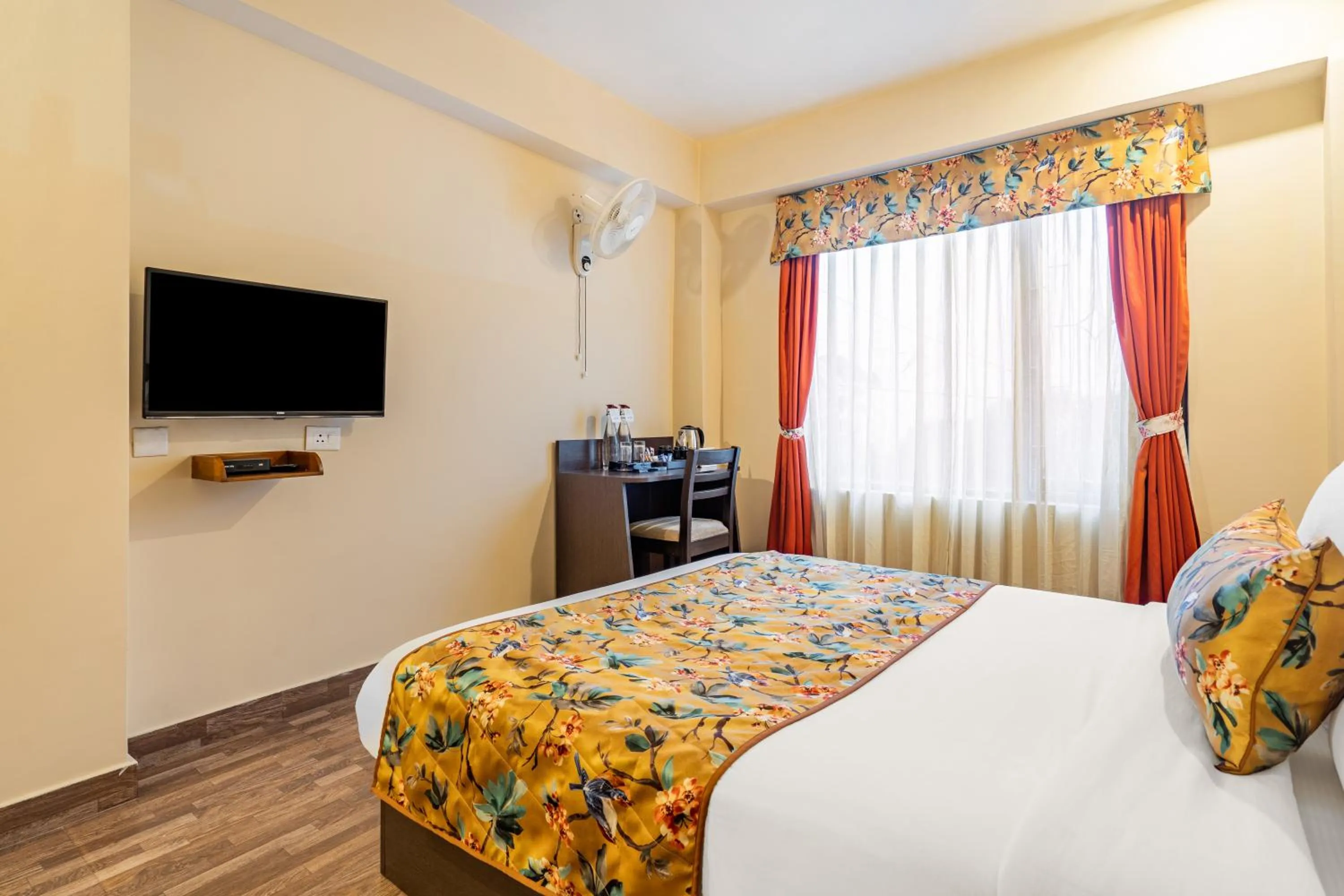 Bed in Summit Namnang Courtyard & Spa Near Mg Marg