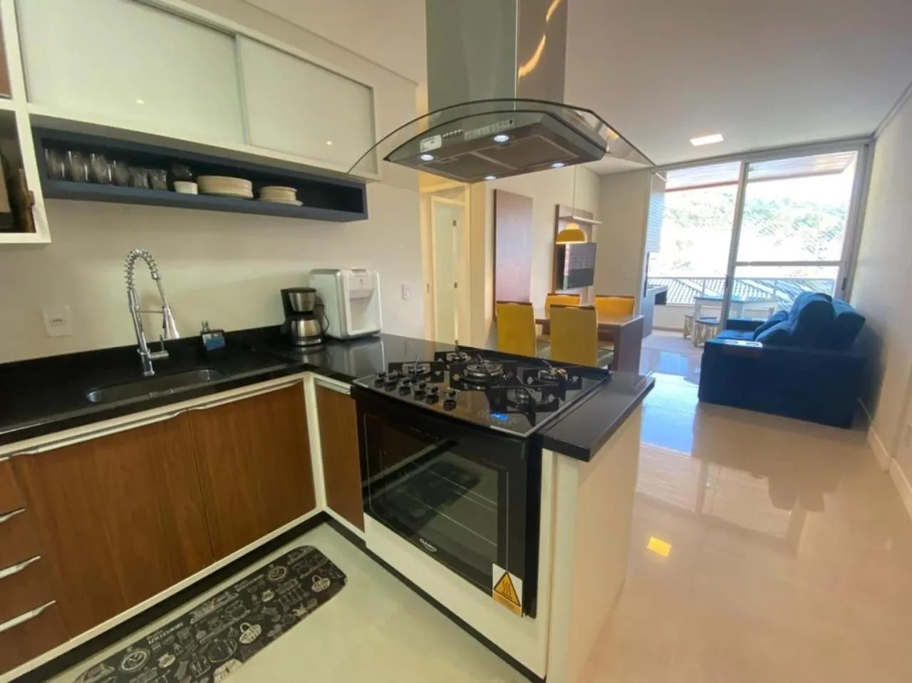 Cód 66 - Excelente apartamento á 350 do mar