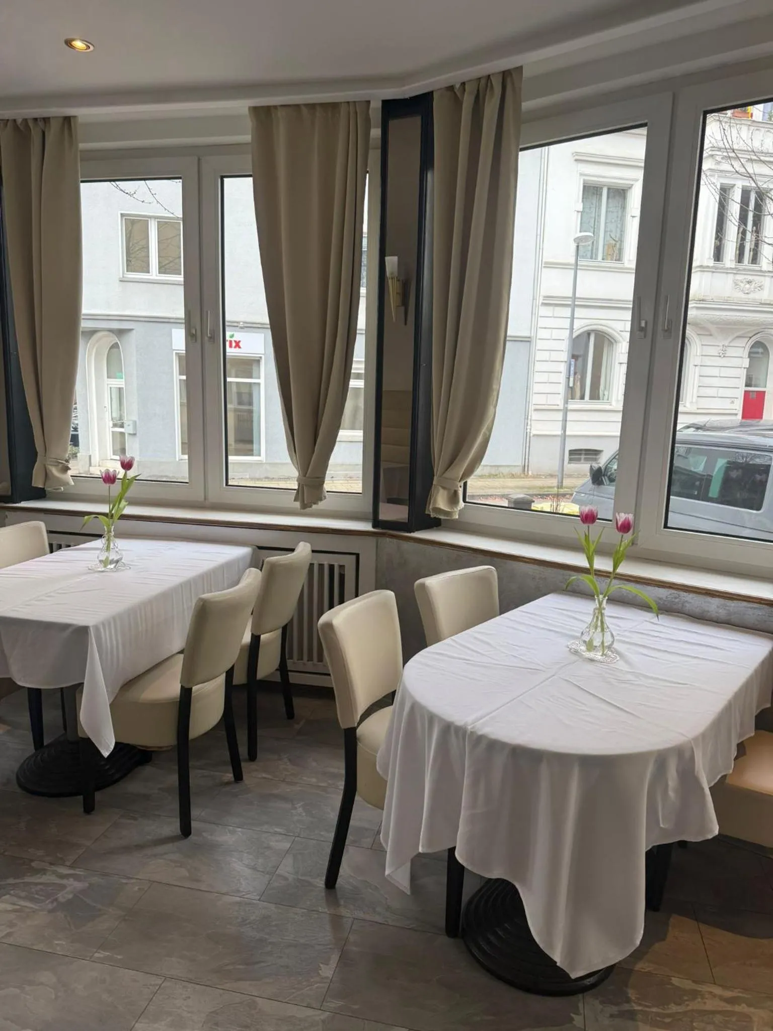 Dining area in Sun Hotel