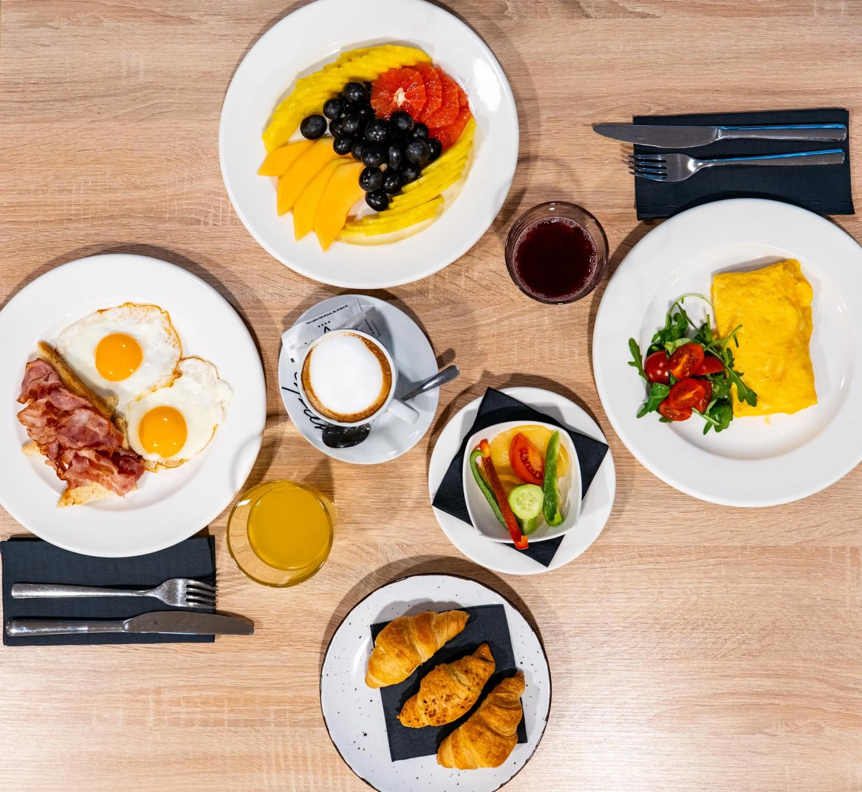 Breakfast in Hotel Academia