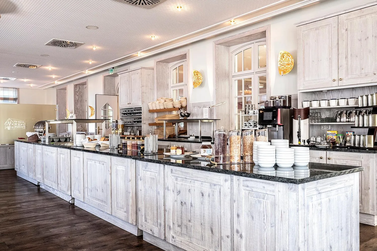 Breakfast in Hotel Neuwarft Altbau