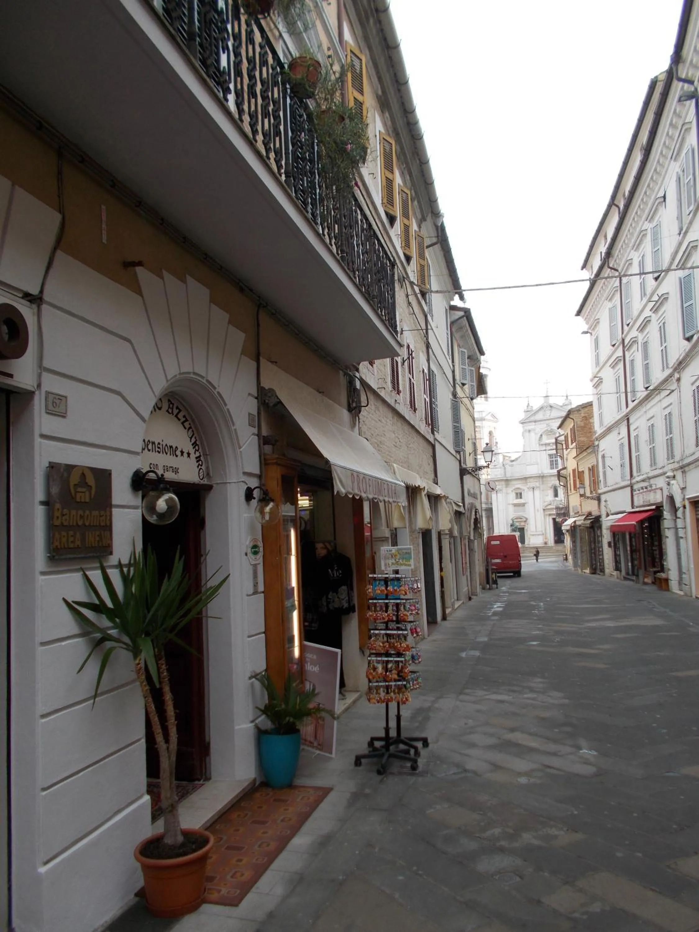 Facade/entrance in Pensione Delfino Azzurro