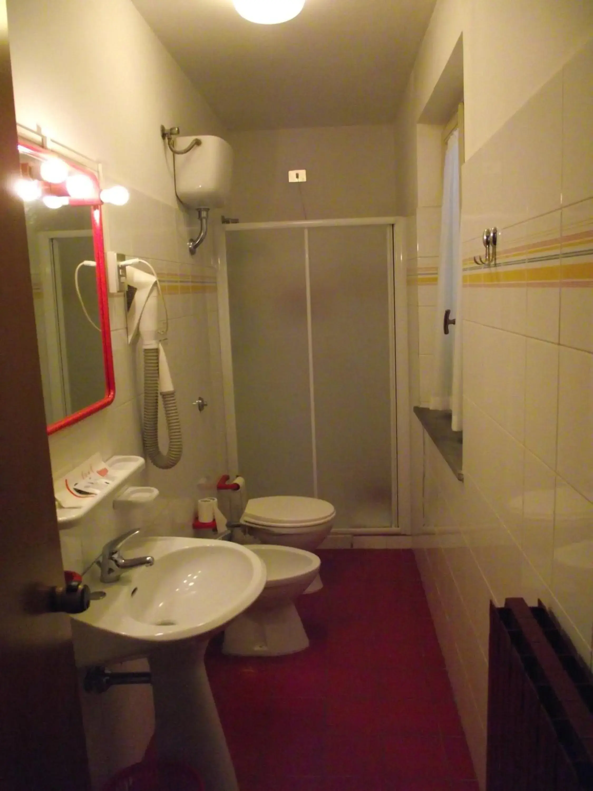 Deluxe Double Room with Shower in Pensione Delfino Azzurro Deluxe Double Room with Shower in Pensione Delfino Azzurro