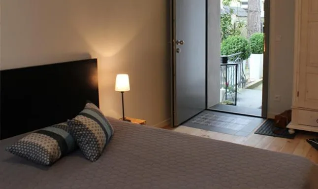 Bed in Fabrikantenvilla