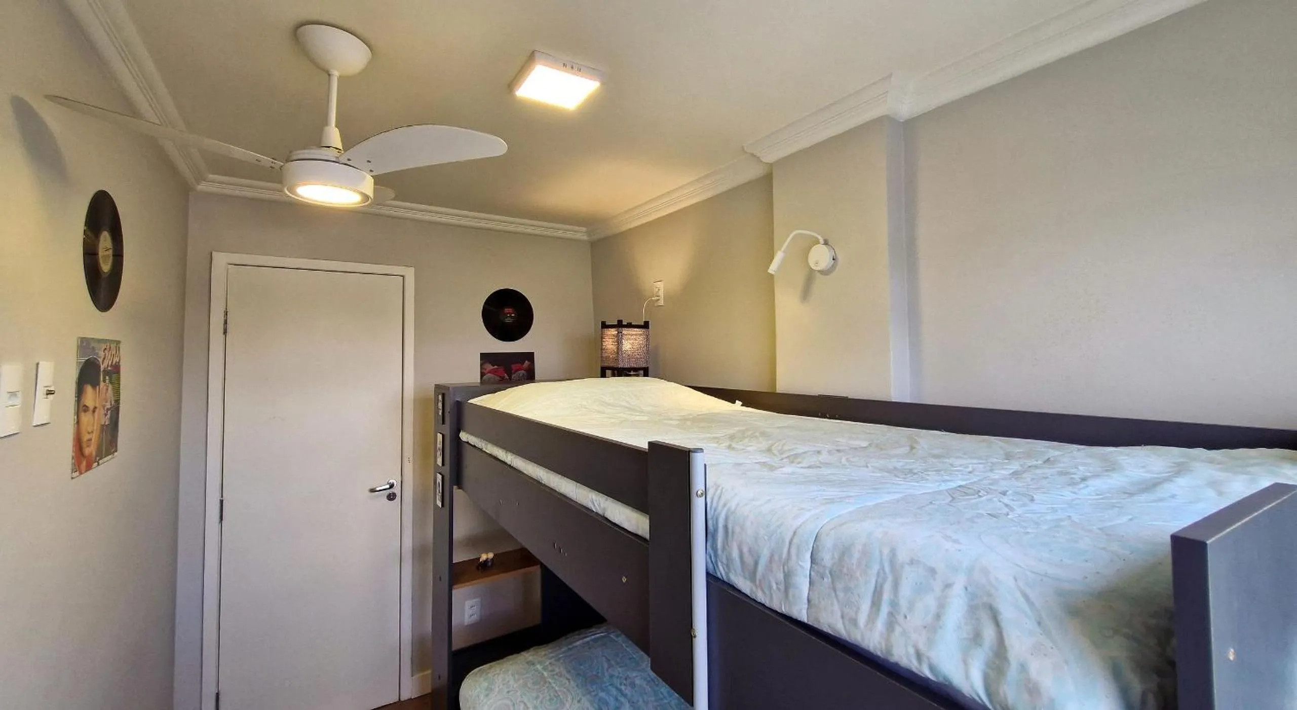 Bed in Dois Quartos, Vitrola, Coleção Vinil, próx Barigui
