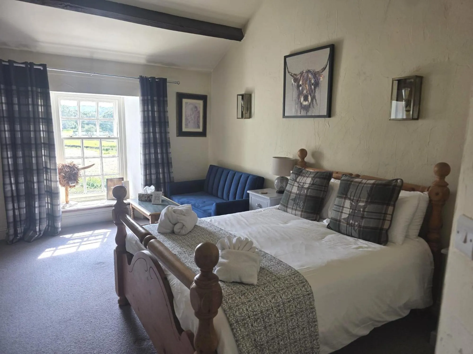 Bed in The Brown Horse Inn