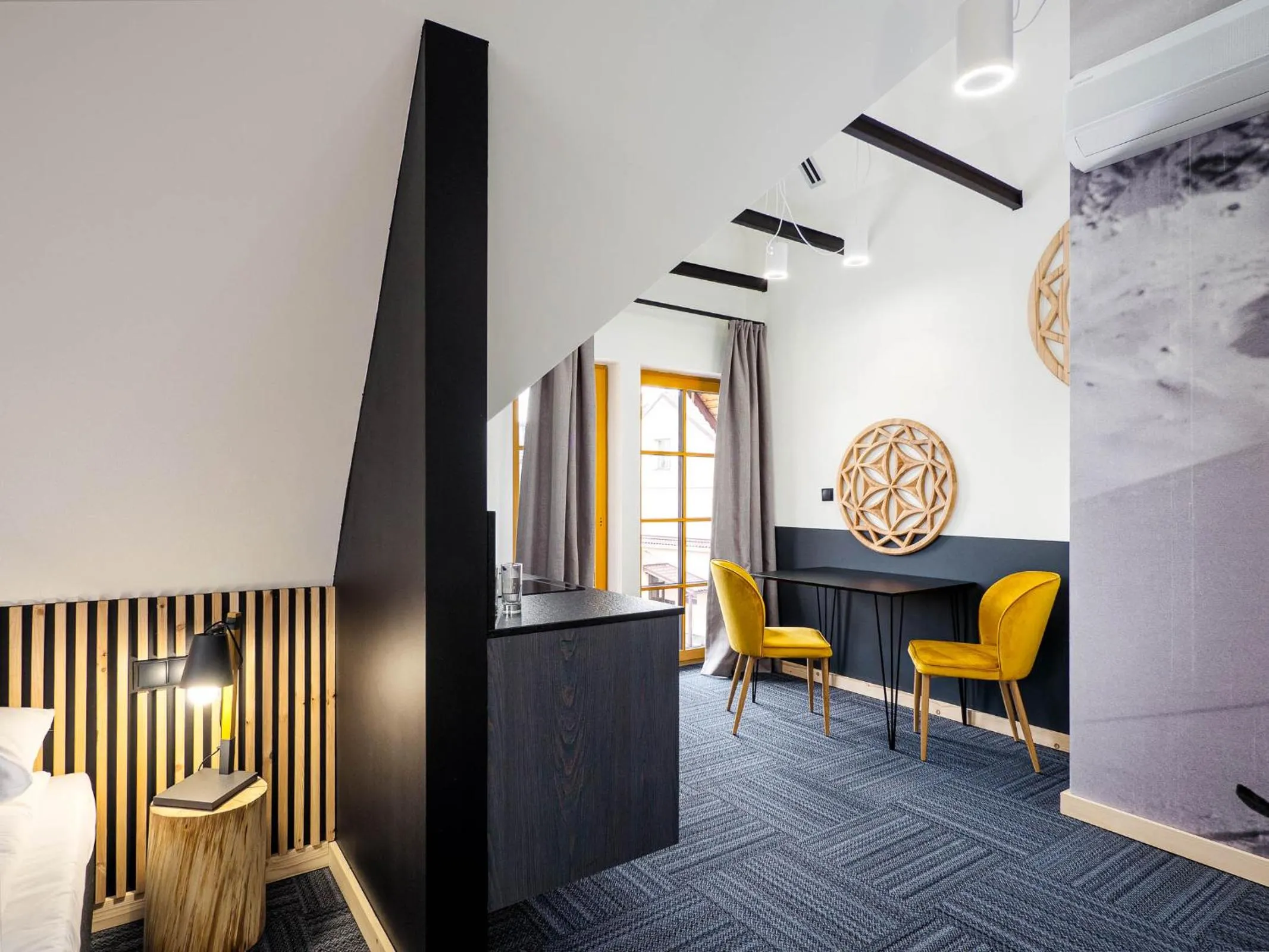 Other in Willa Sienkiewiczówka