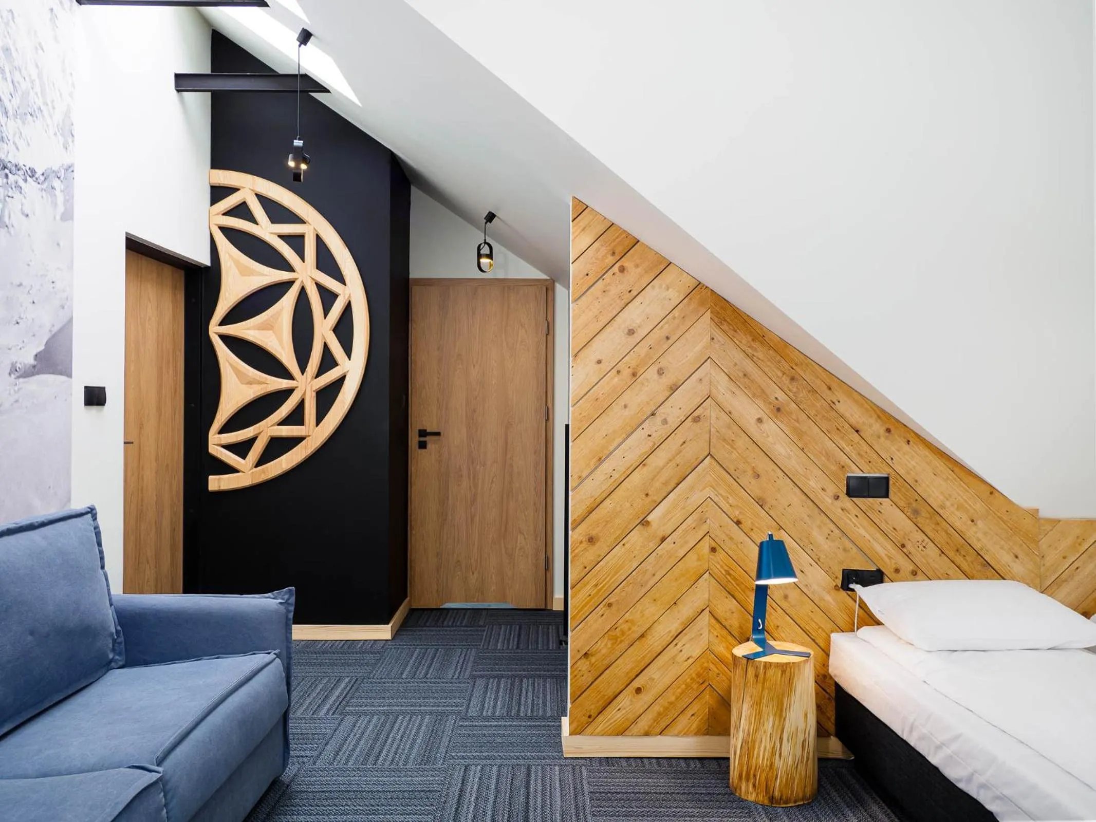 Decorative detail, Bed in Willa Sienkiewiczówka