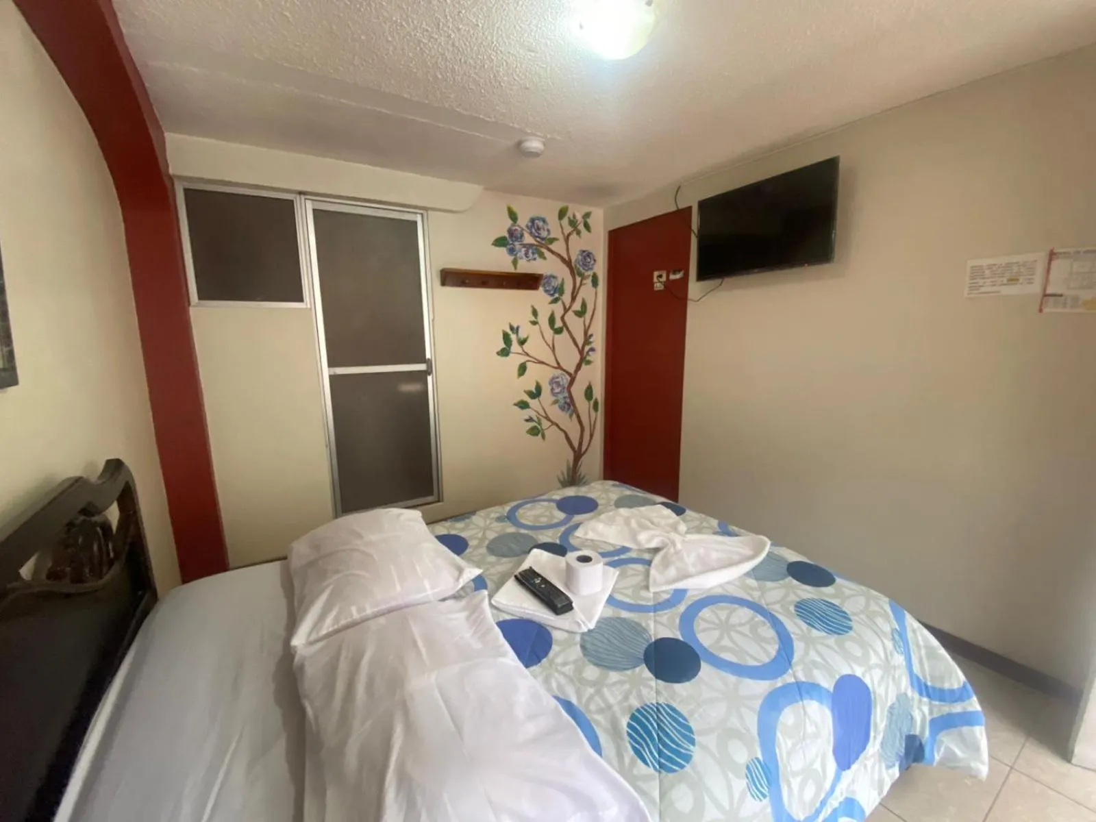 Bed in Andes Hostal