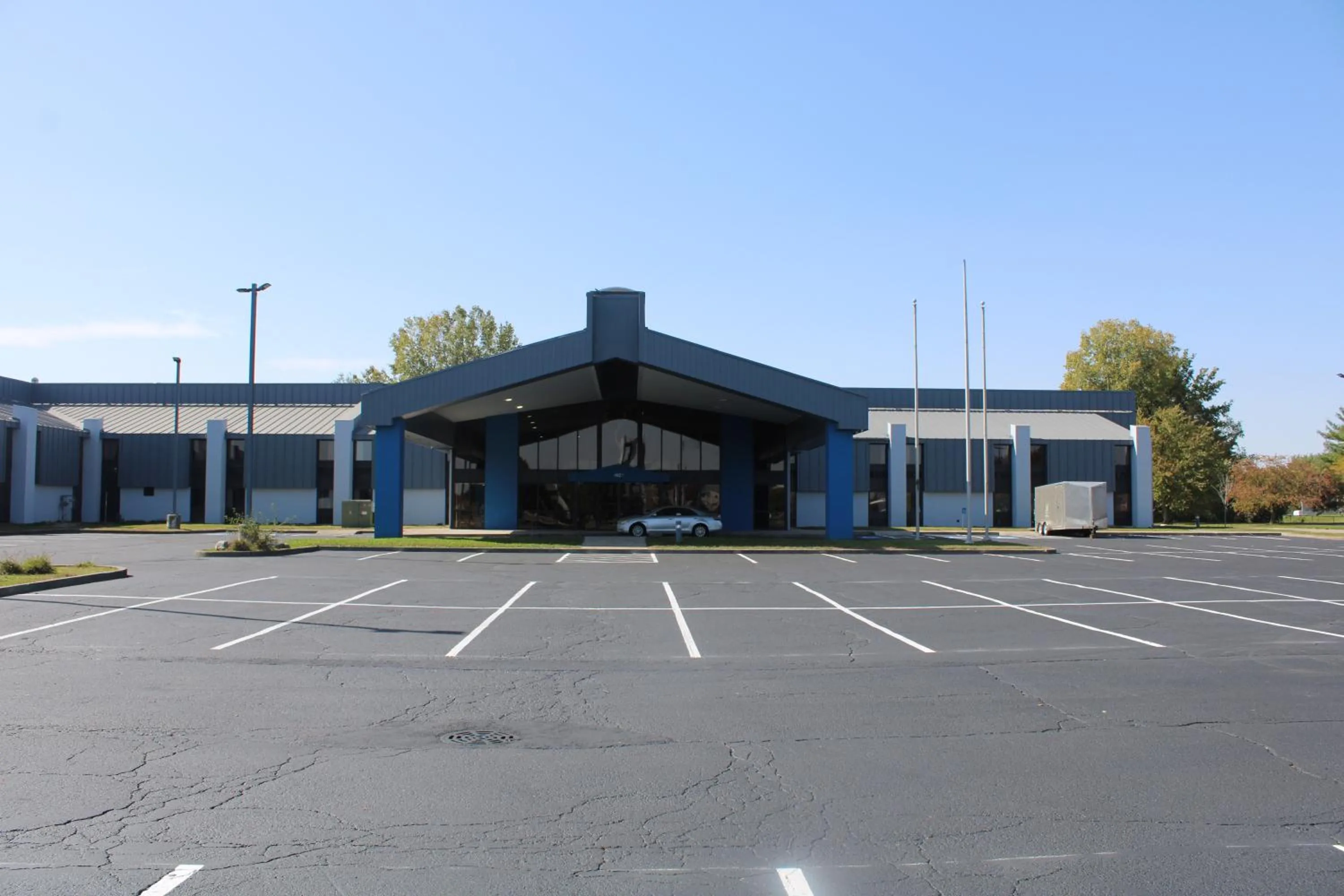 Property building in BlissPoint Inn, Kokomo