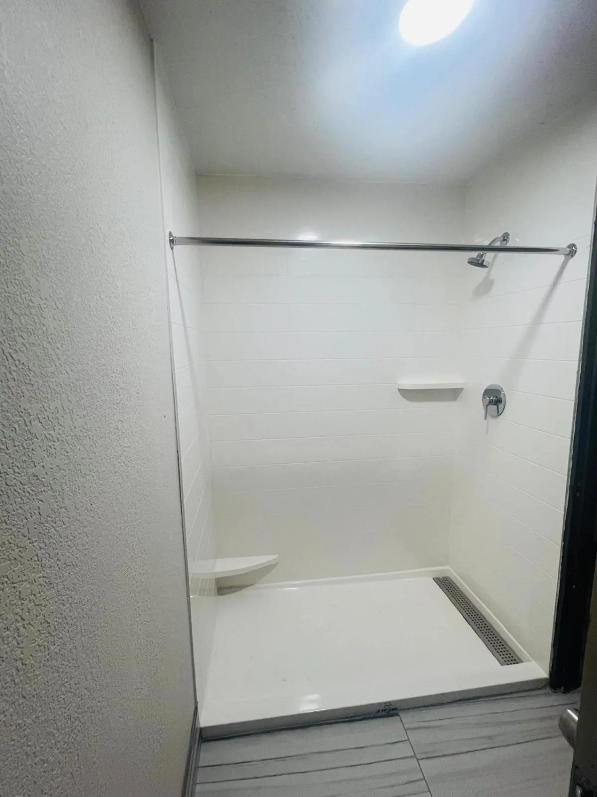 Shower in BlissPoint Inn, Kokomo