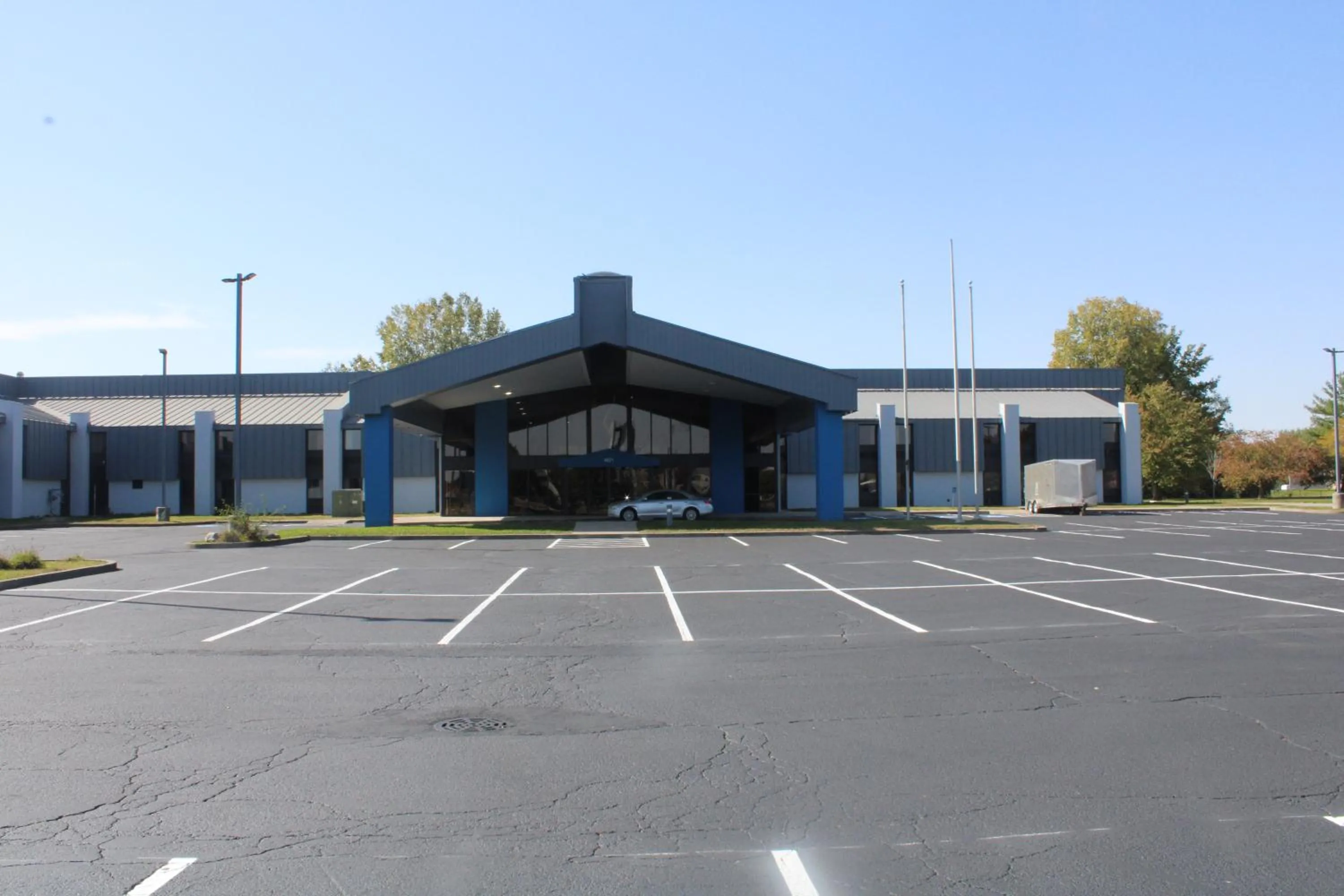 Property building in BlissPoint Inn, Kokomo