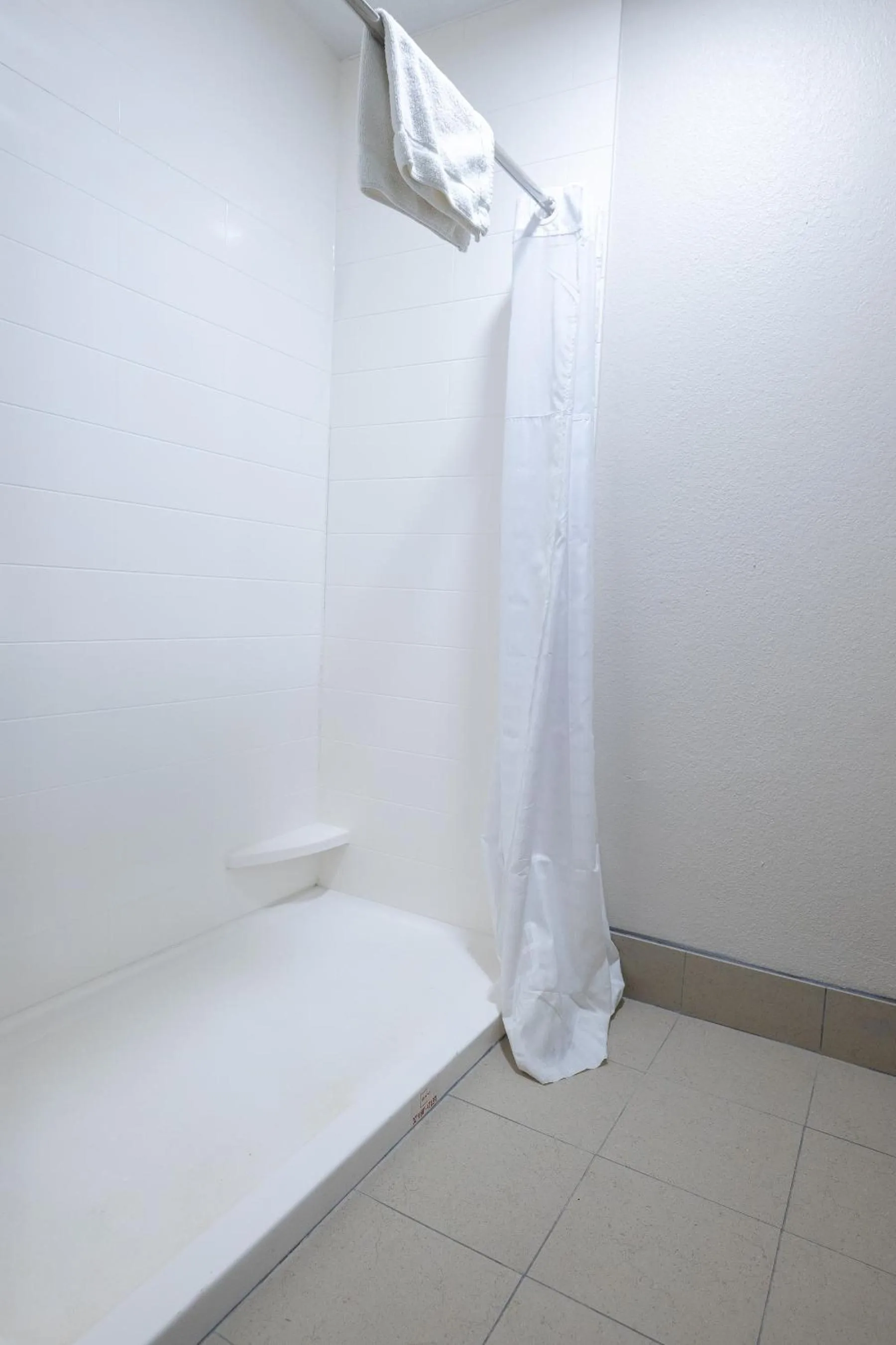 Bathroom in BlissPoint Inn, Kokomo