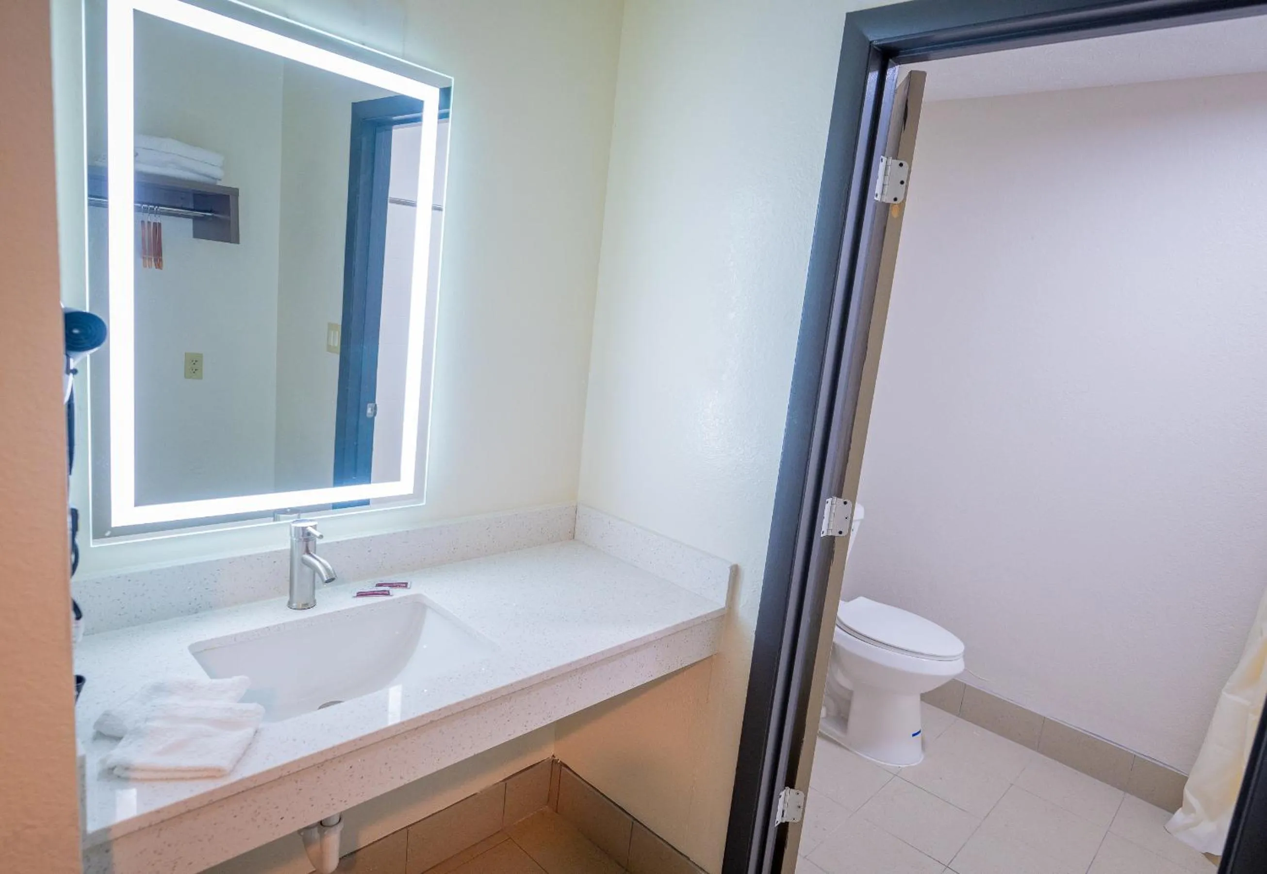 Bathroom in BlissPoint Inn, Kokomo