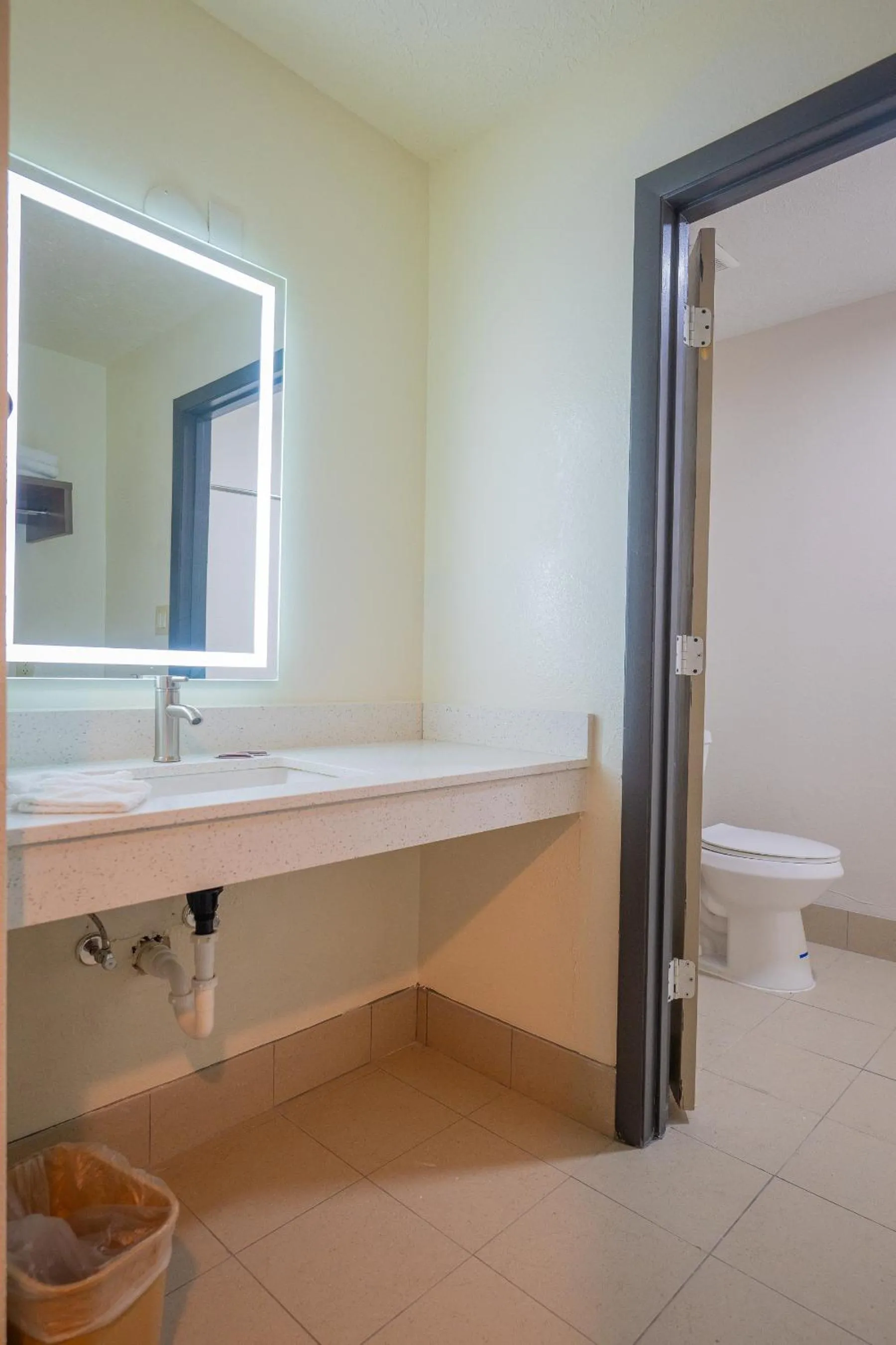 Bathroom in BlissPoint Inn, Kokomo