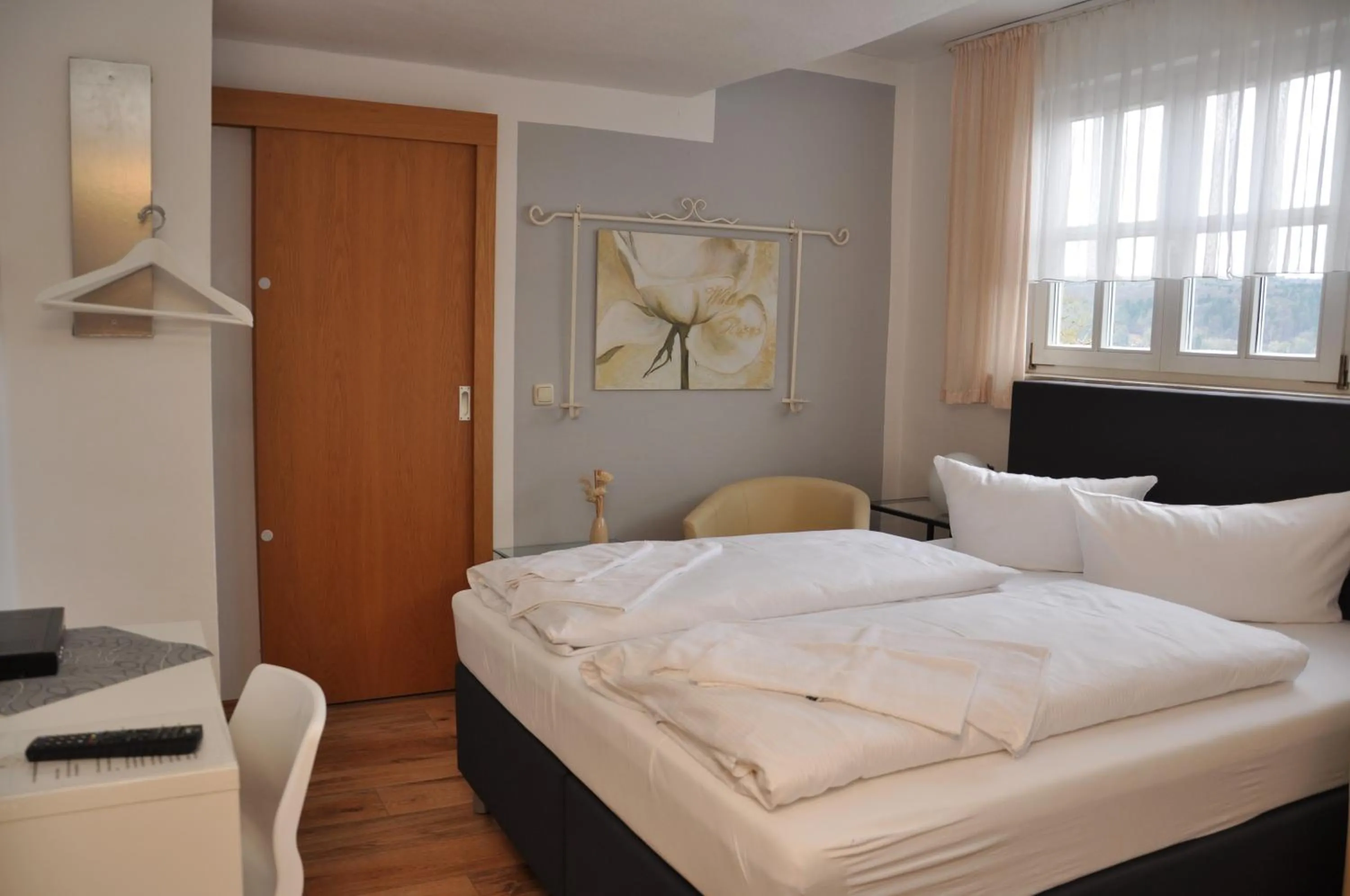 Photo of the whole room, Bed in Hotel Wolke