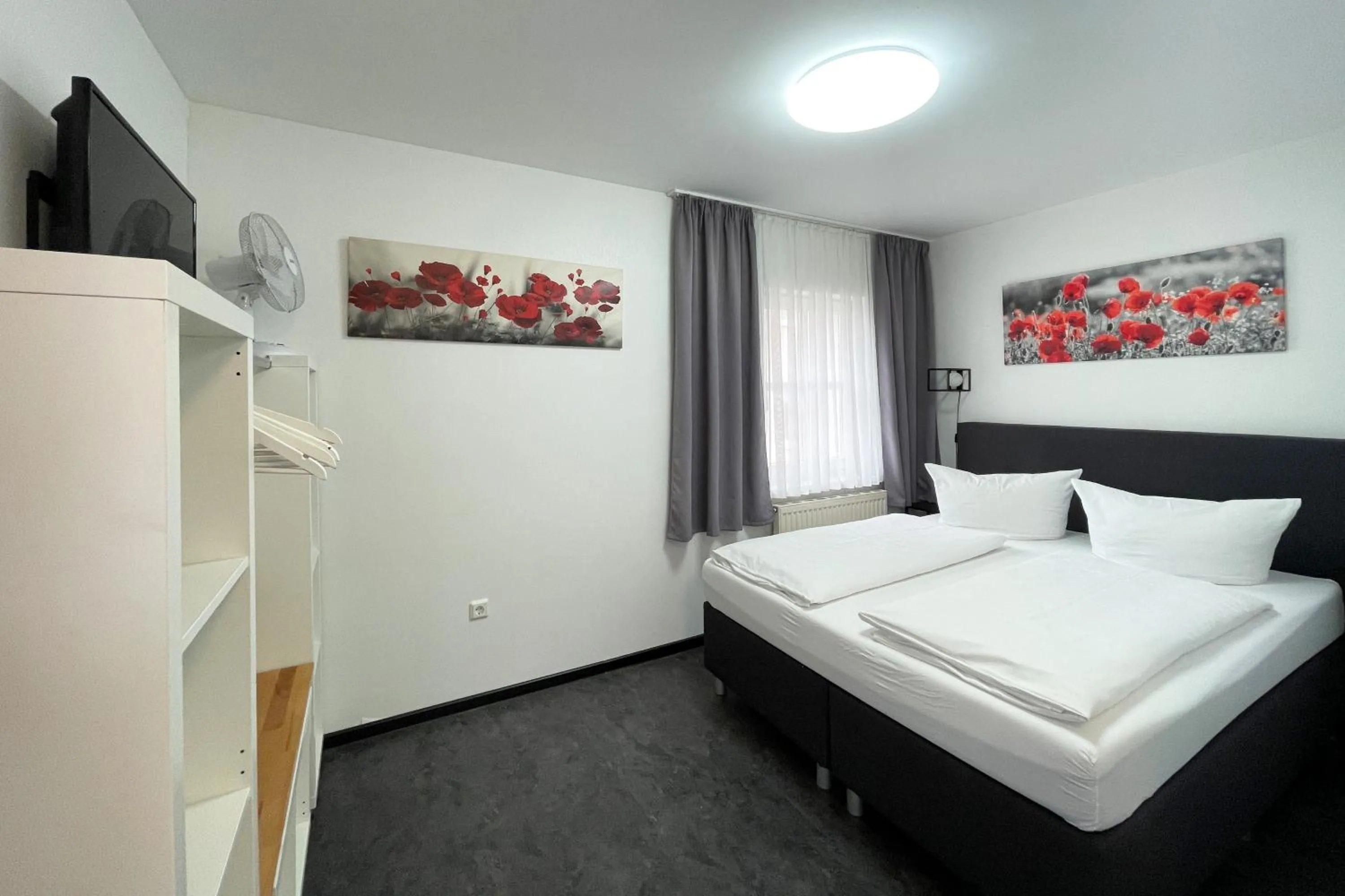 Bed in Hotel Wolke