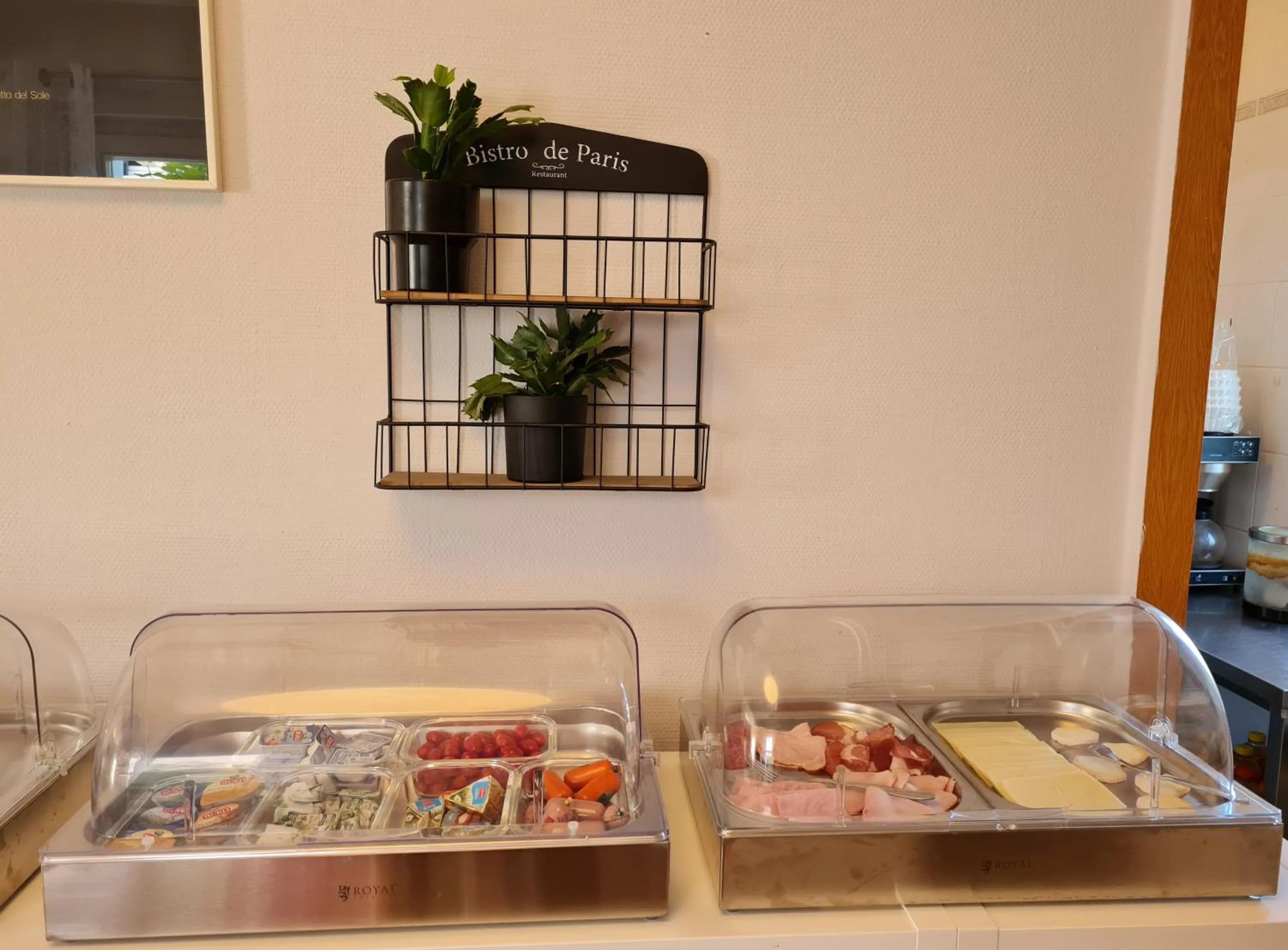 Buffet breakfast in Hotel Wolke