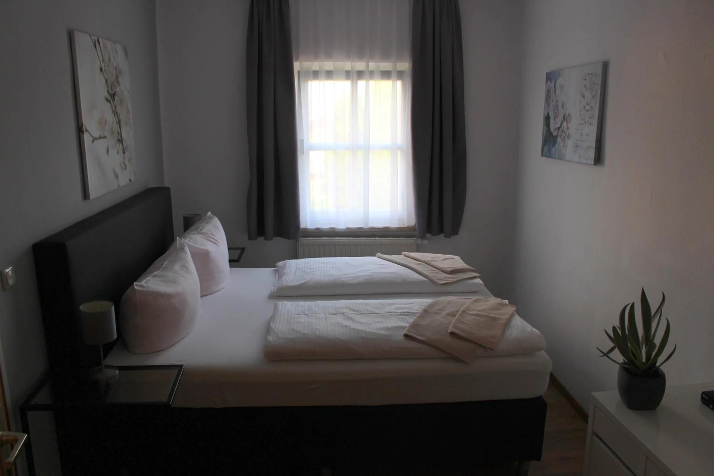 Bed in Hotel Wolke