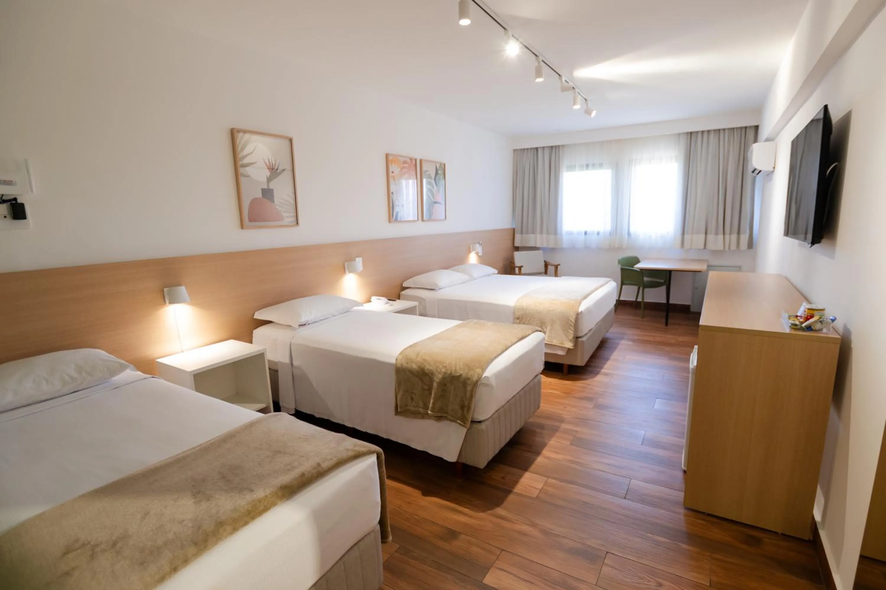 Bedroom, Bed in Hotel Thermas da Mata - Cotia próximo ao Animália Park