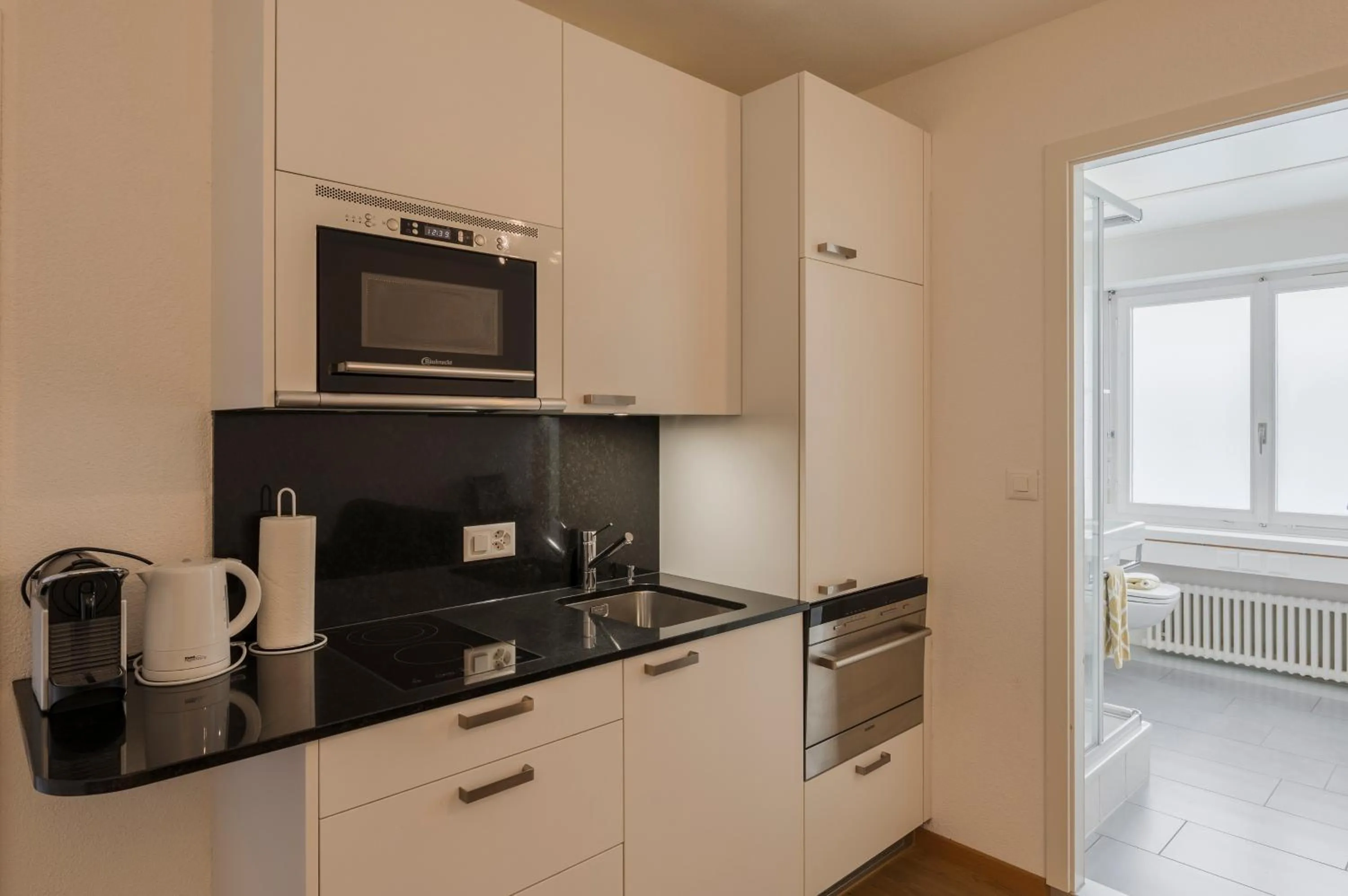 Coffee/tea facilities in Amanthos Living Solothurn