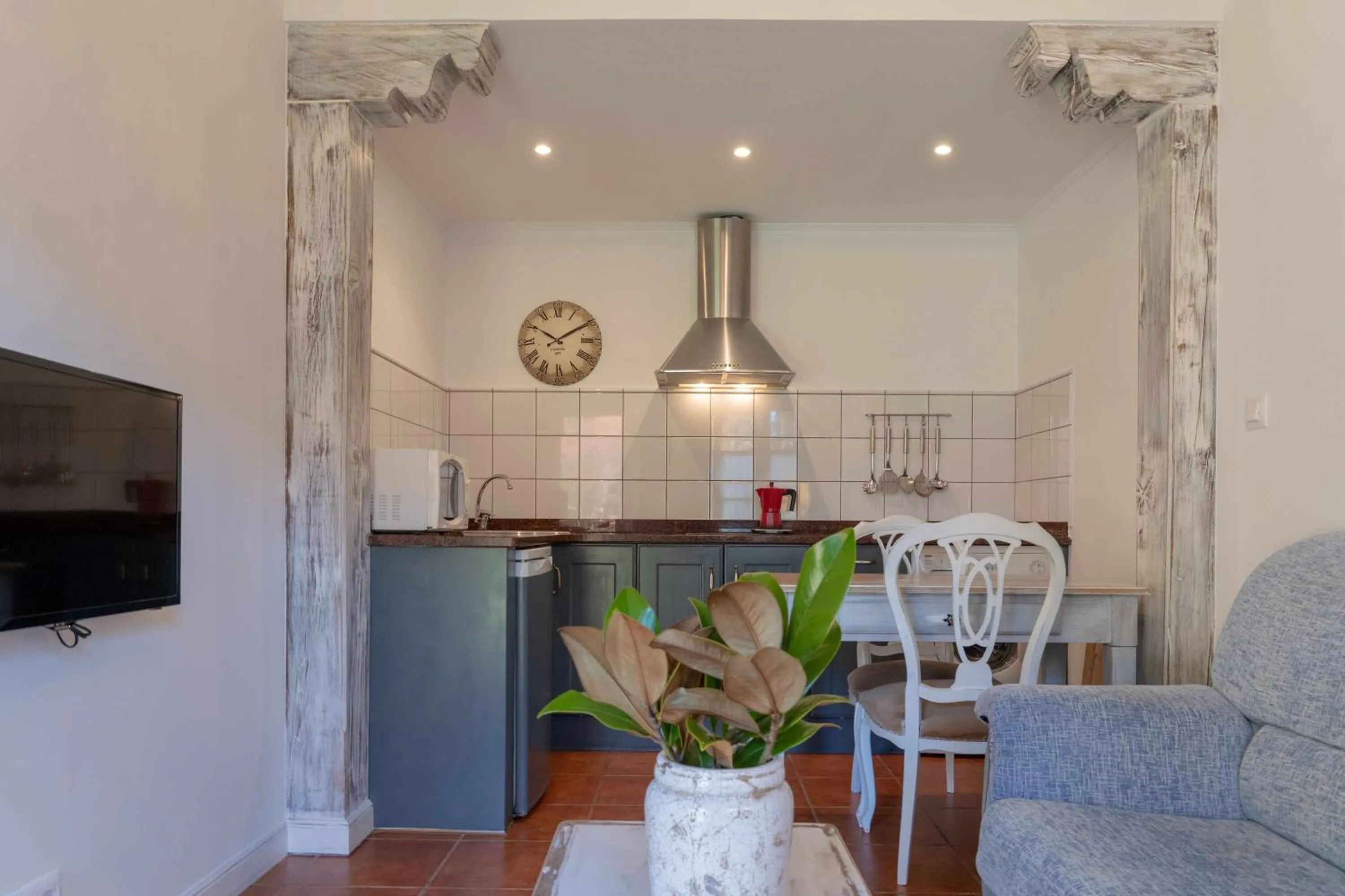 Communal lounge/ TV room in Apartamentos Arcadia