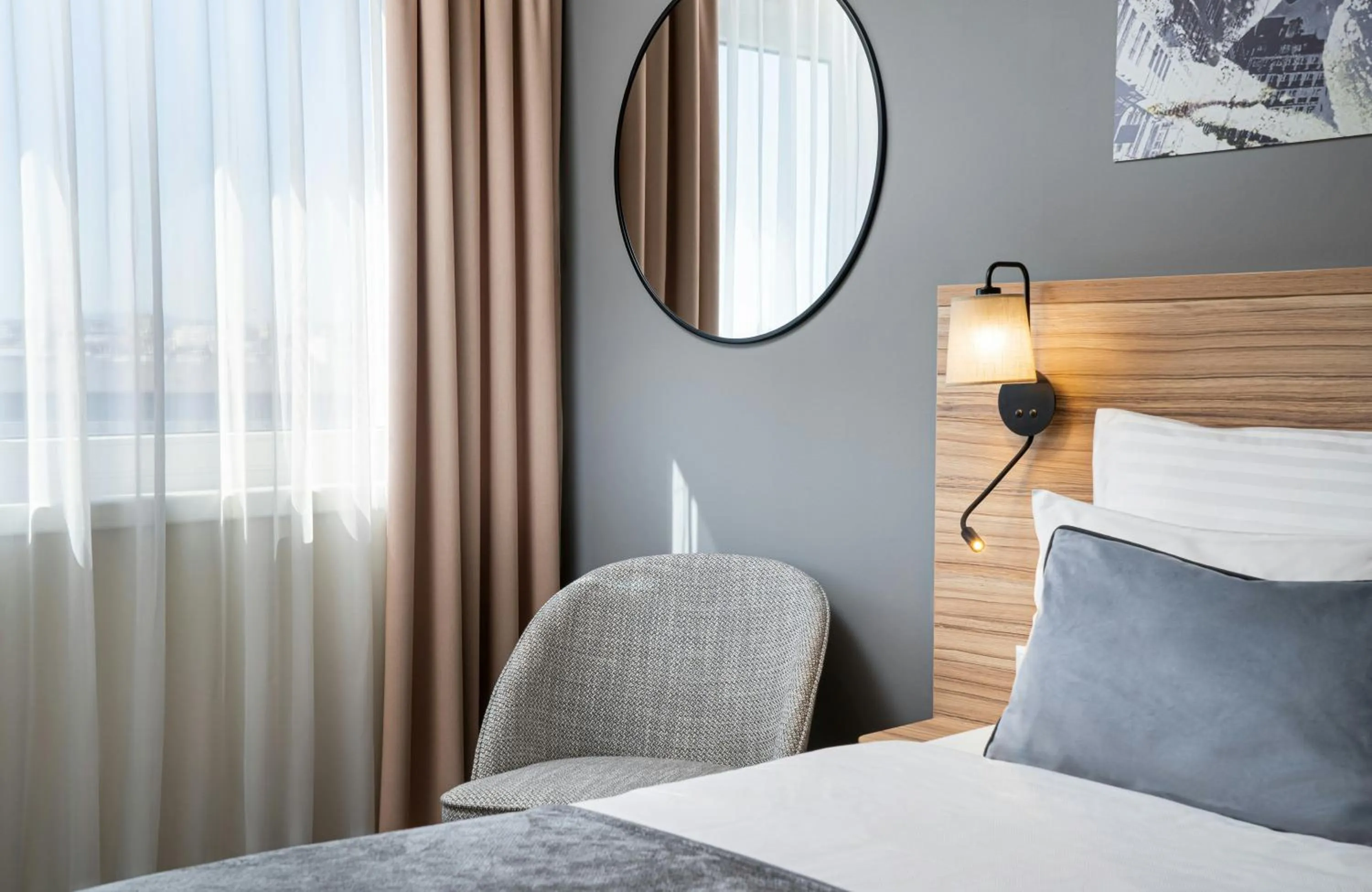 Photo of the whole room, Bed in Leonardo Hotel Vienna Hauptbahnhof