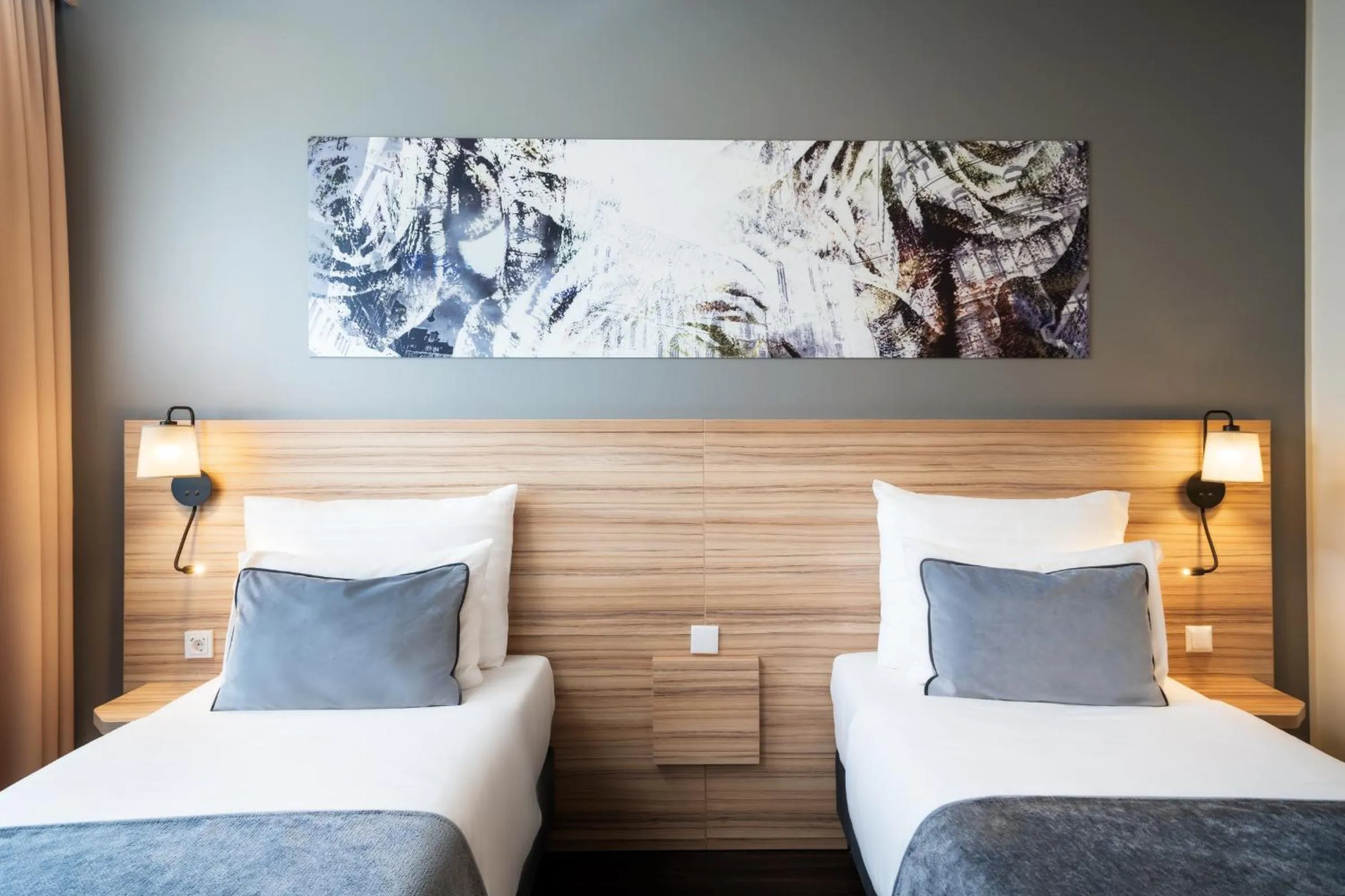 Bed in Leonardo Hotel Vienna Hauptbahnhof