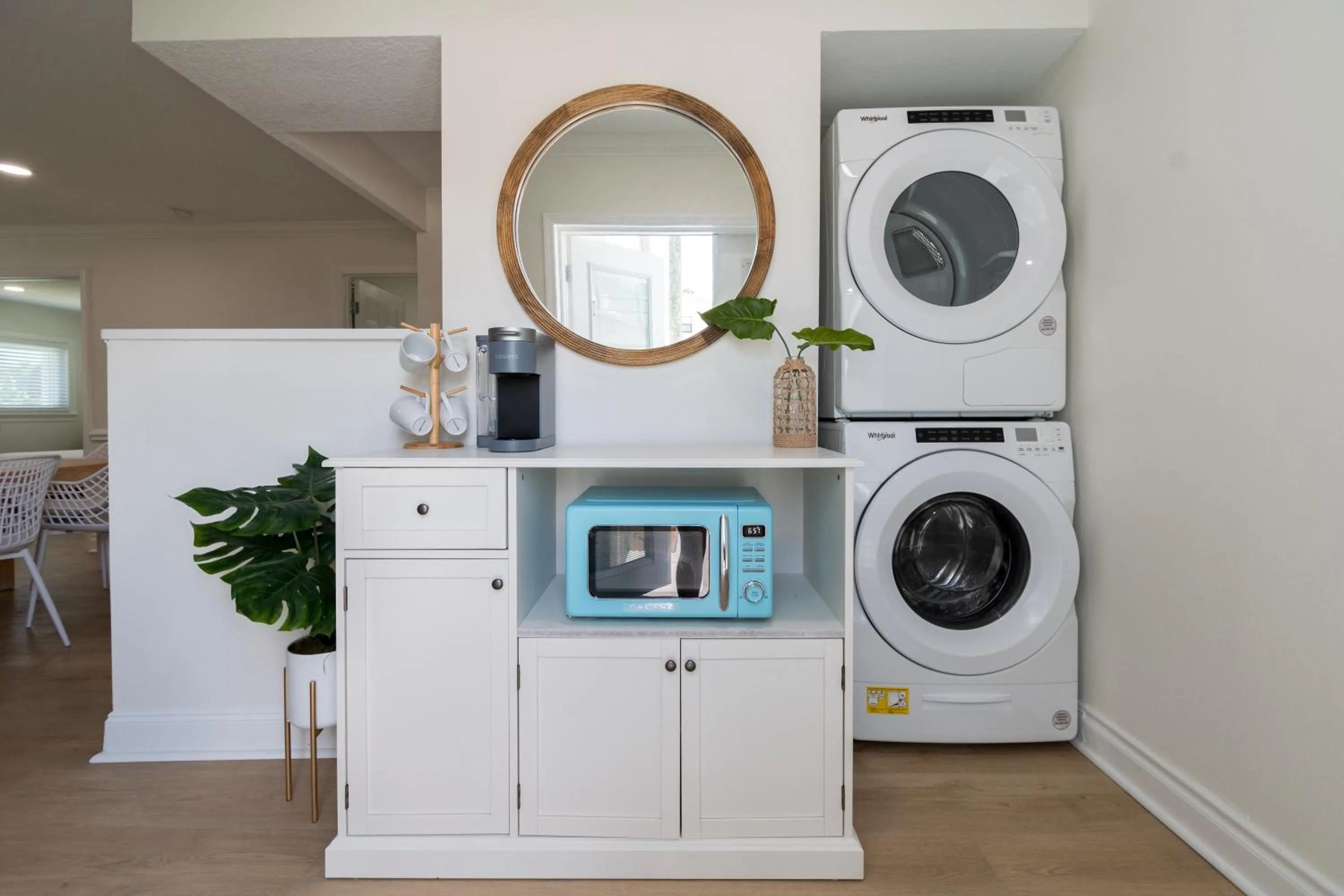 washing machine in The Juni