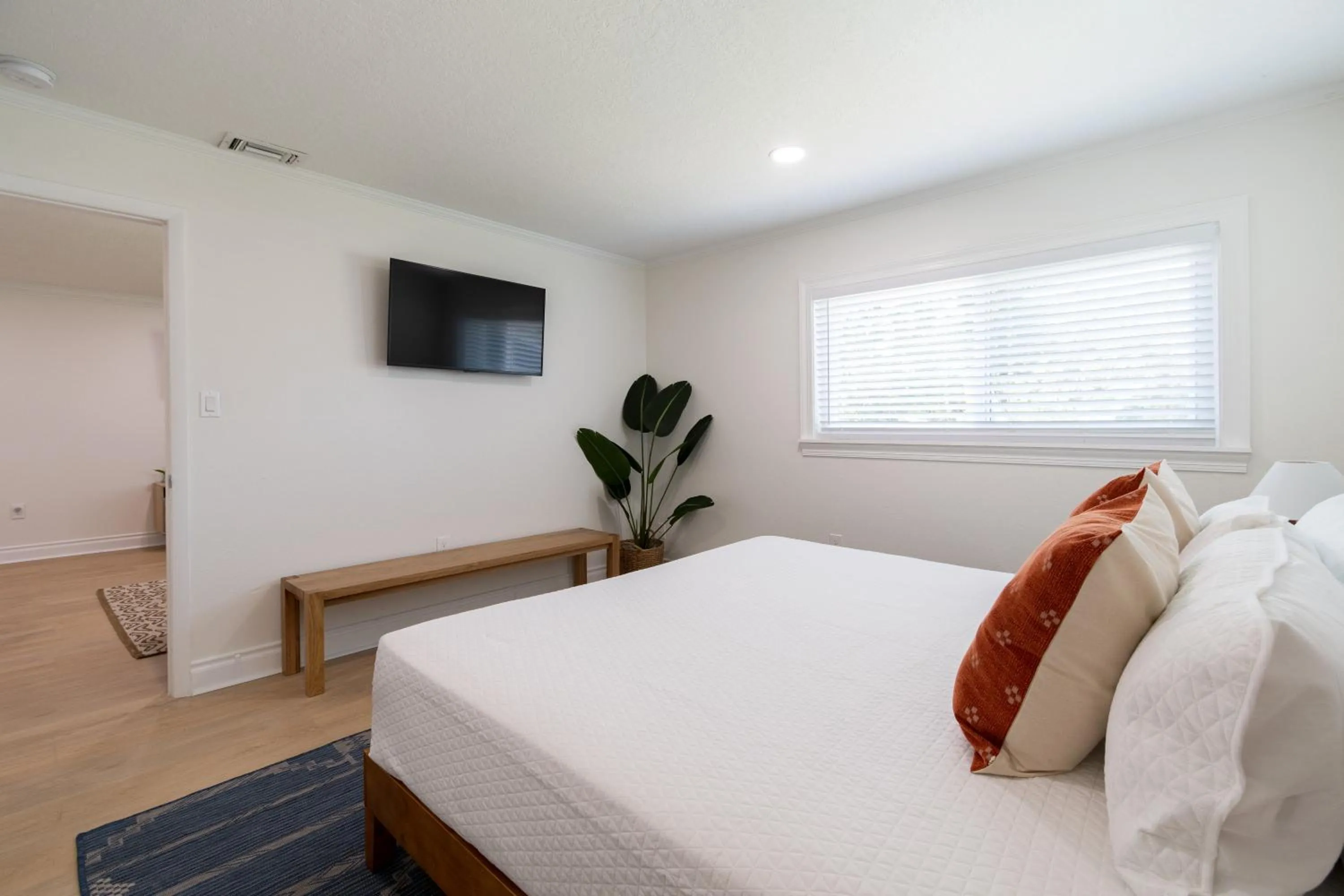 Bed in The Juni