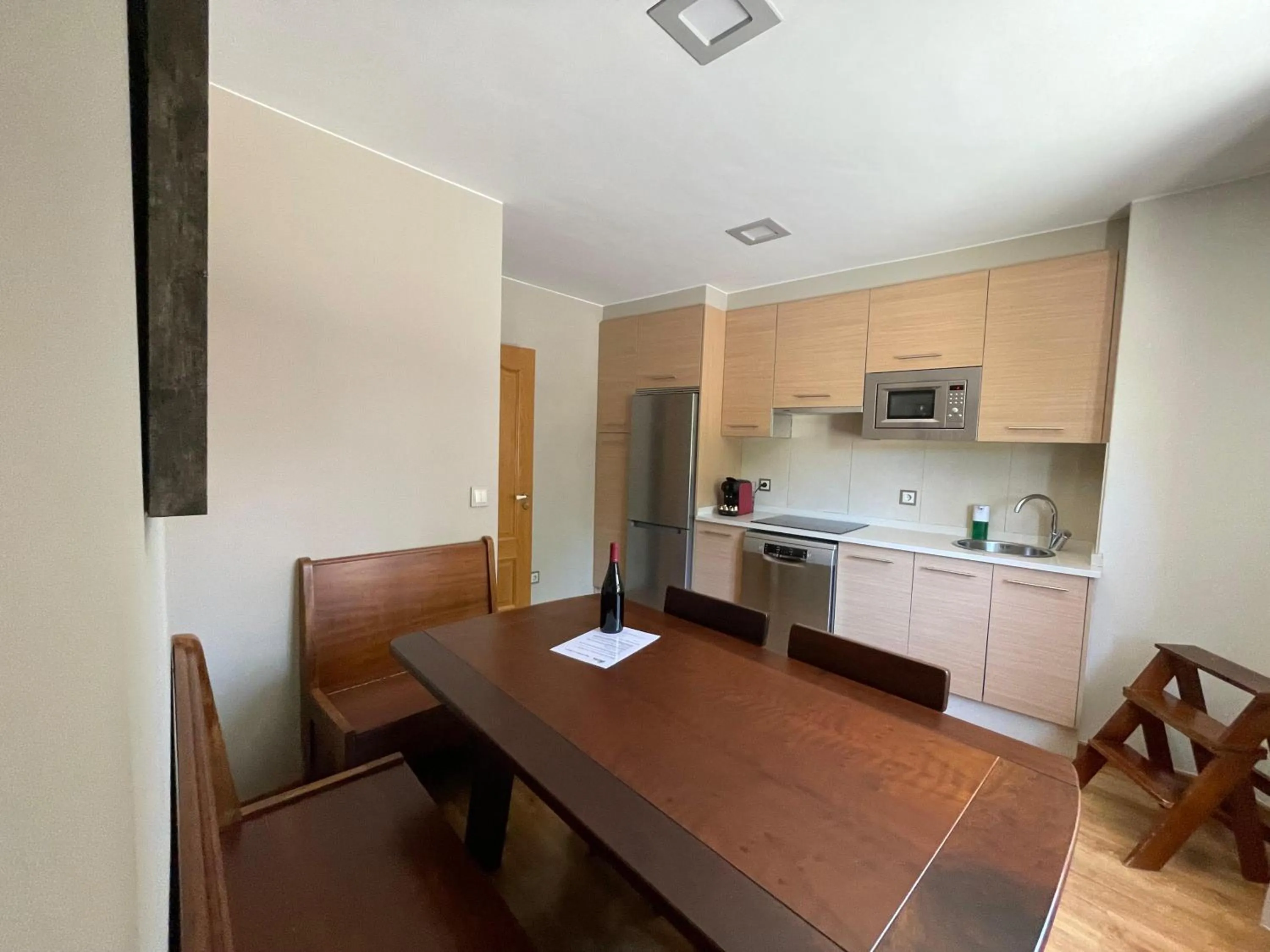 kitchen in Apartamentos Río Sil