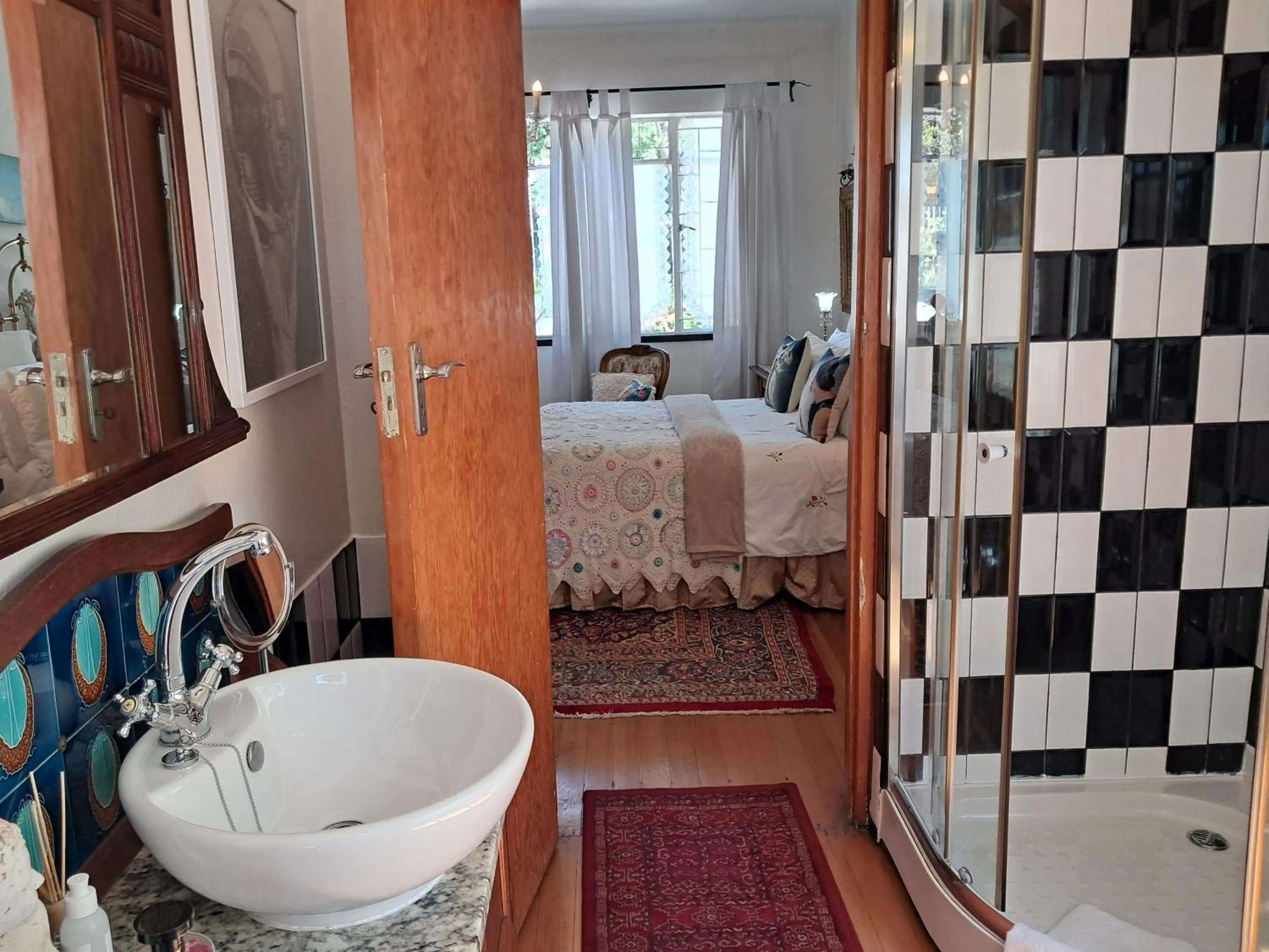 Bathroom, Bed in 29onTait Guest House