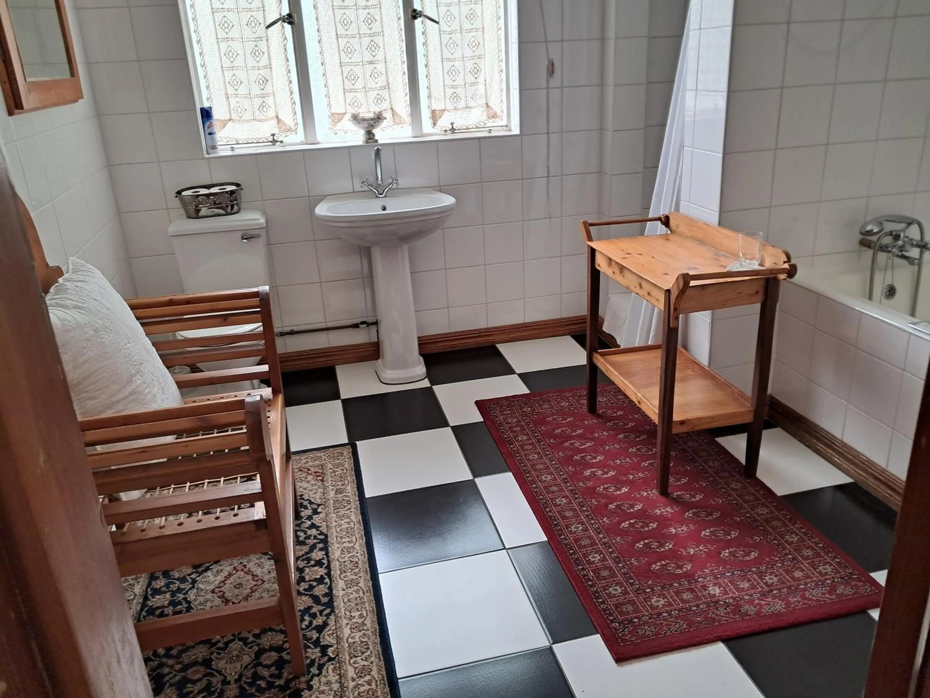 Bathroom in 29onTait Guest House