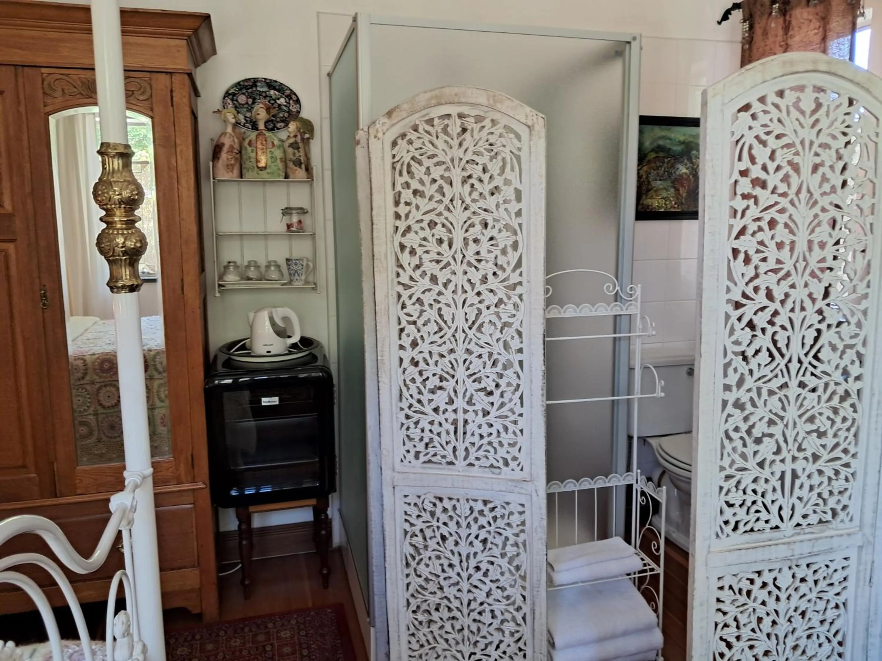 Decorative detail in 29onTait Guest House