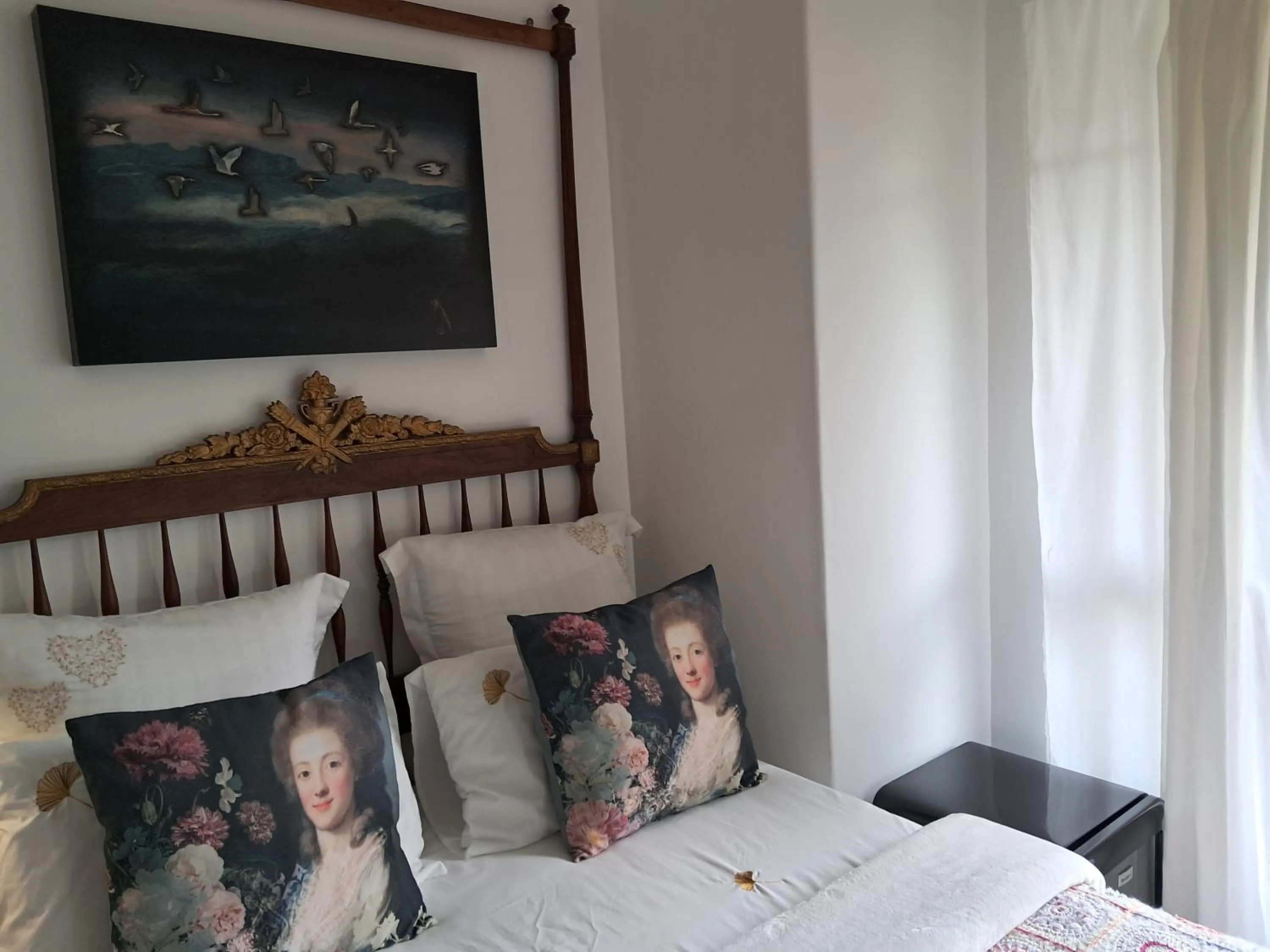 Bed in 29onTait Guest House