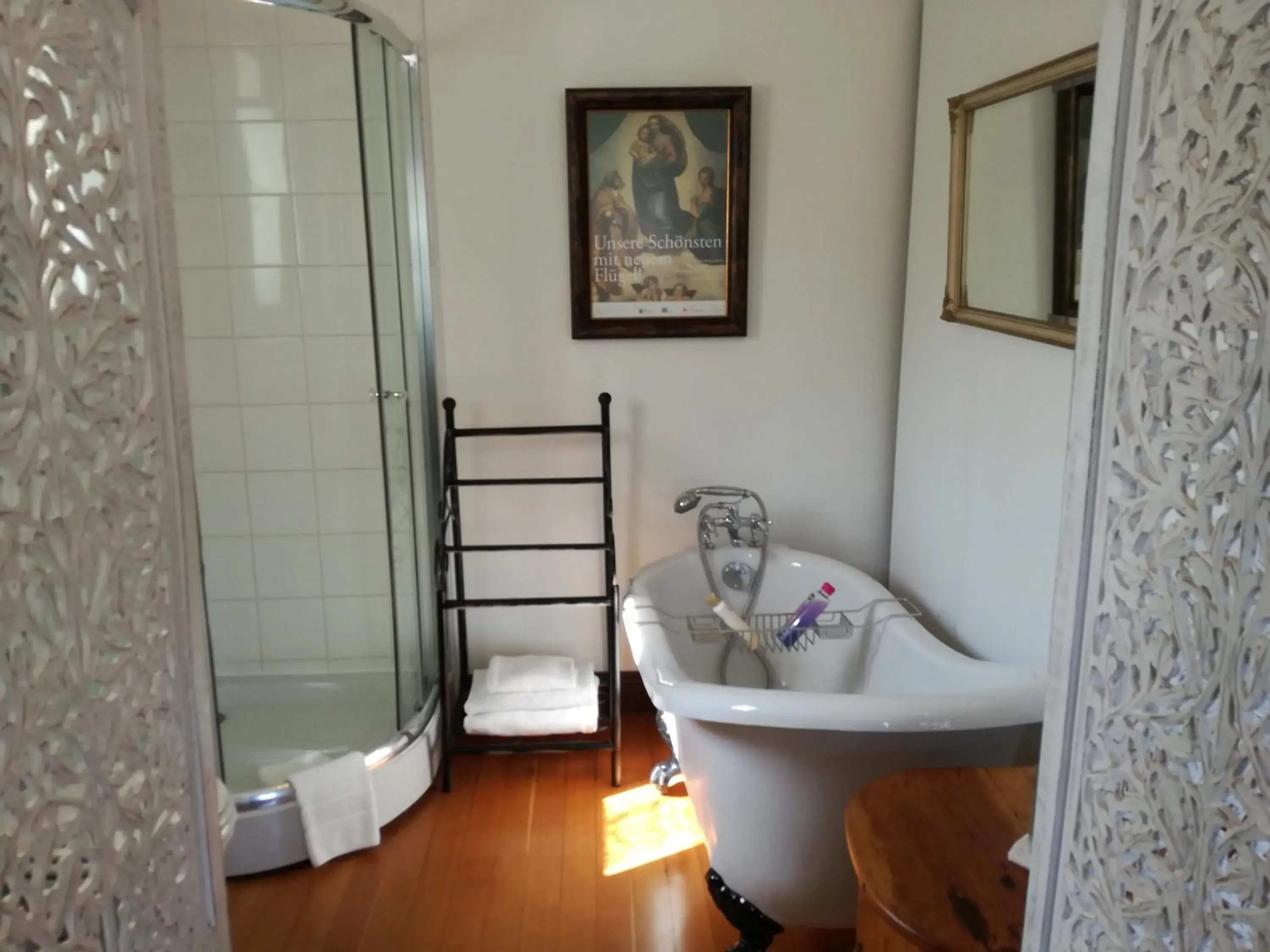 Double Room with Private Bathroom in 29onTait Guest House Double Room with Private Bathroom in 29onTait Guest House