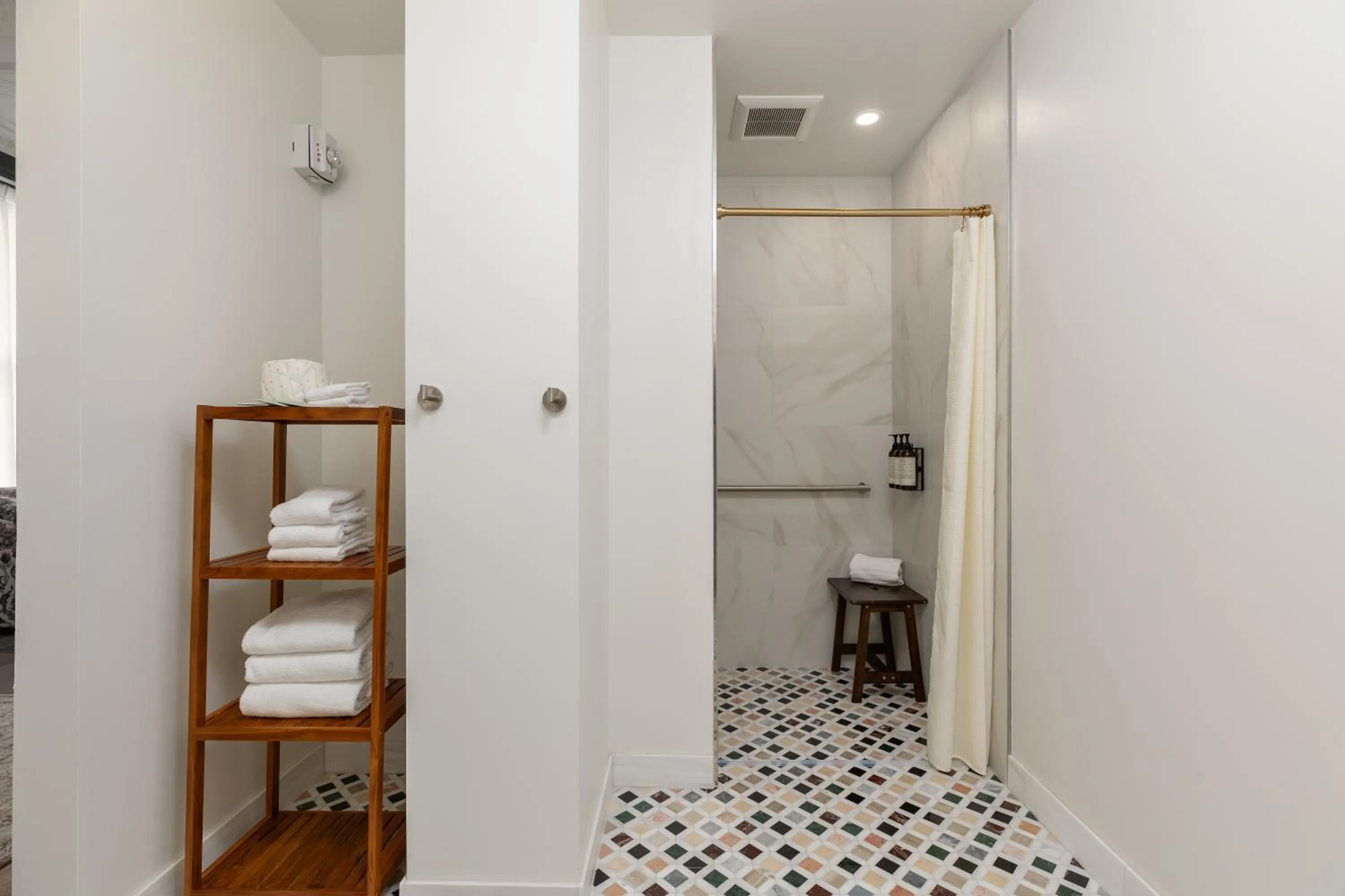 Bathroom in Granger Hotel San Diego, a Member of Design Hotels, part of Marriott Bonvoy