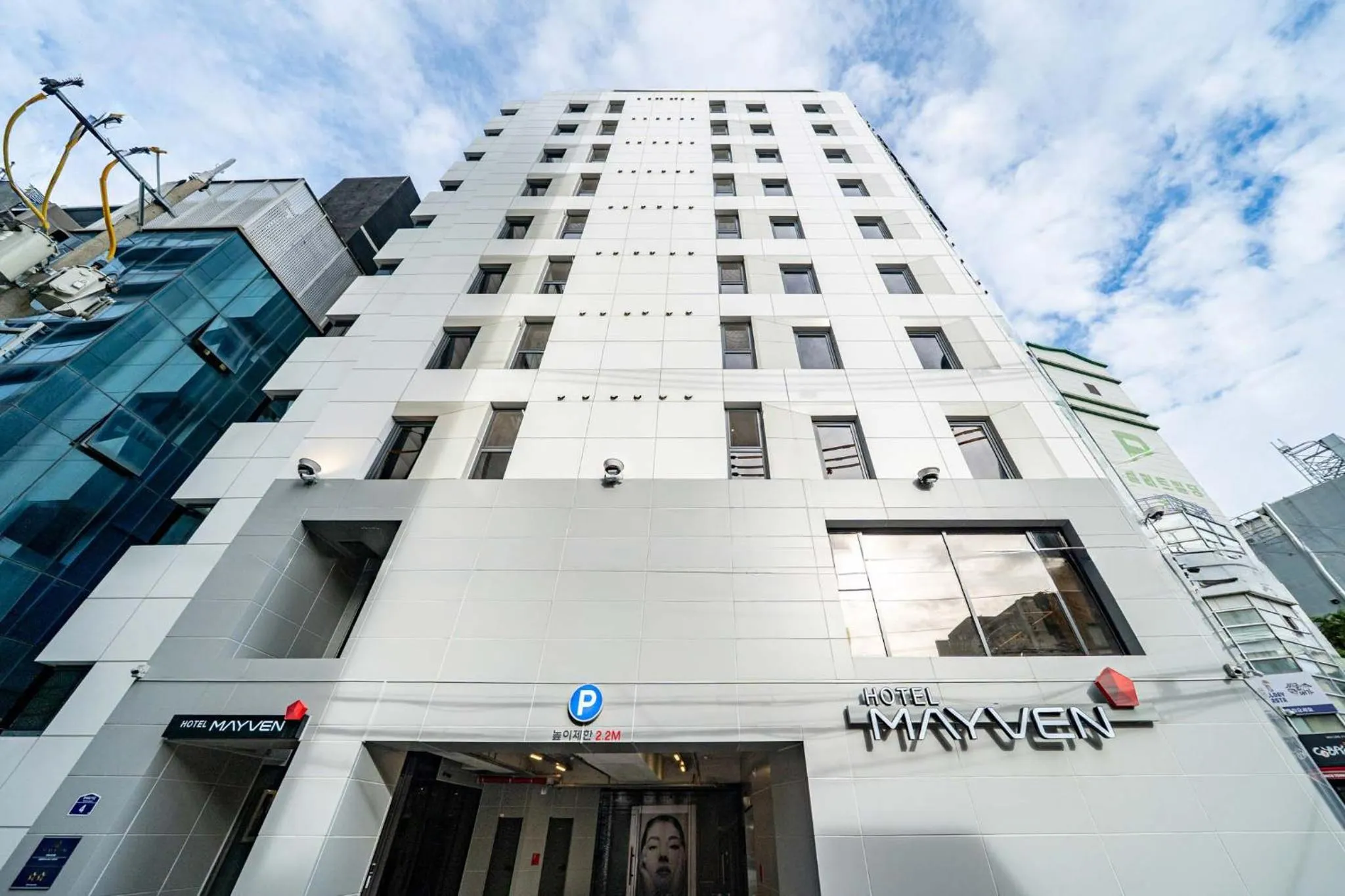 Shinchon Mayven Hotel