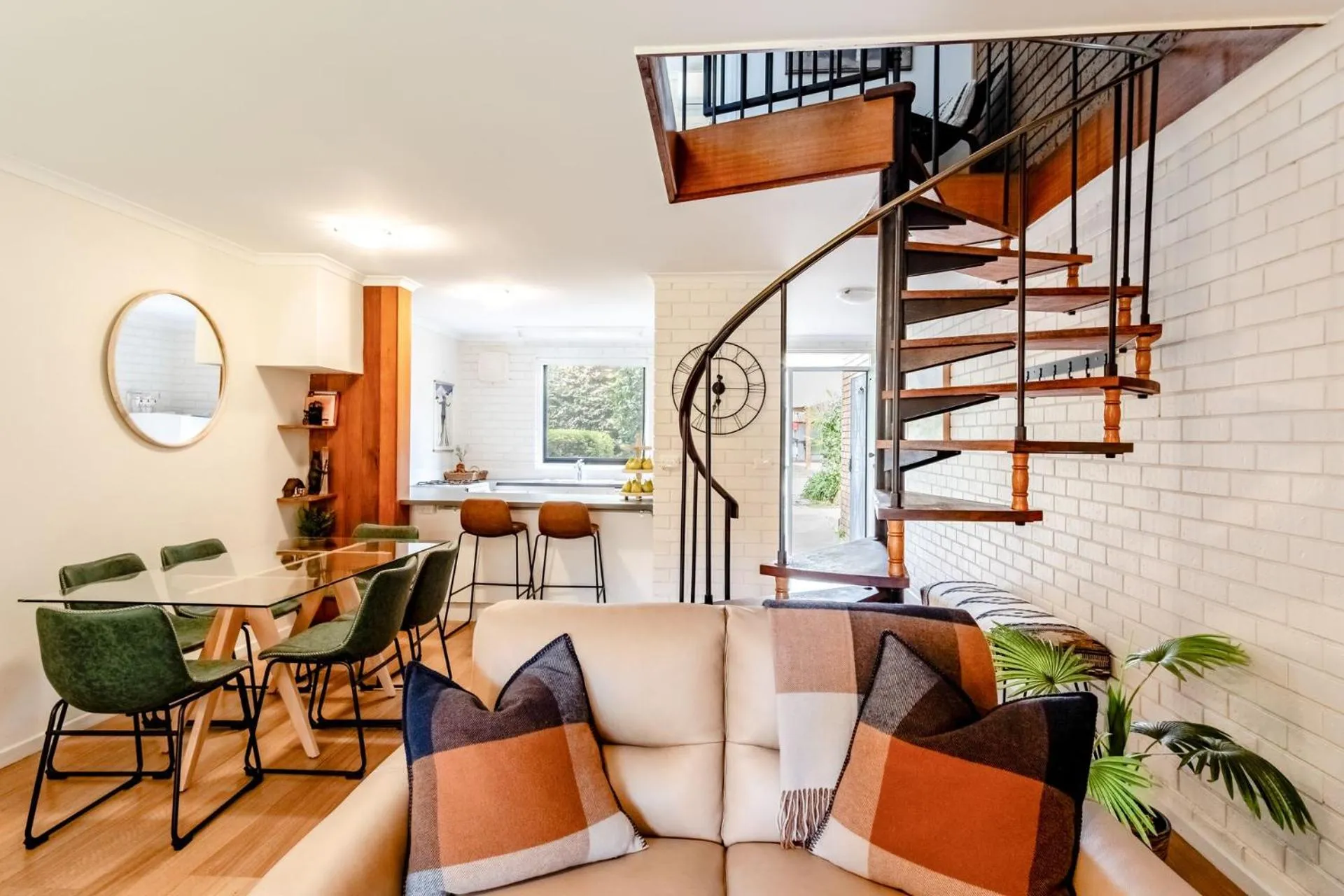 Cedar Holiday Units - Apartment 4