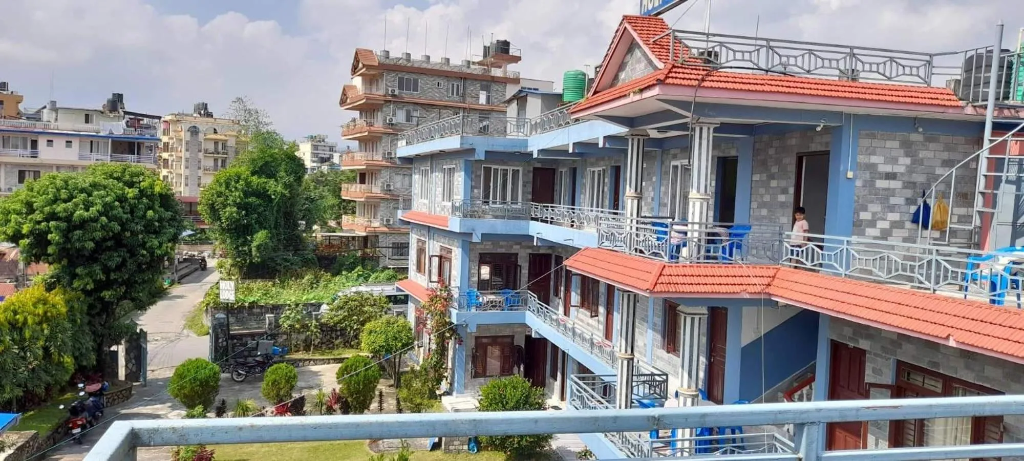 Property building in Holy Lodge