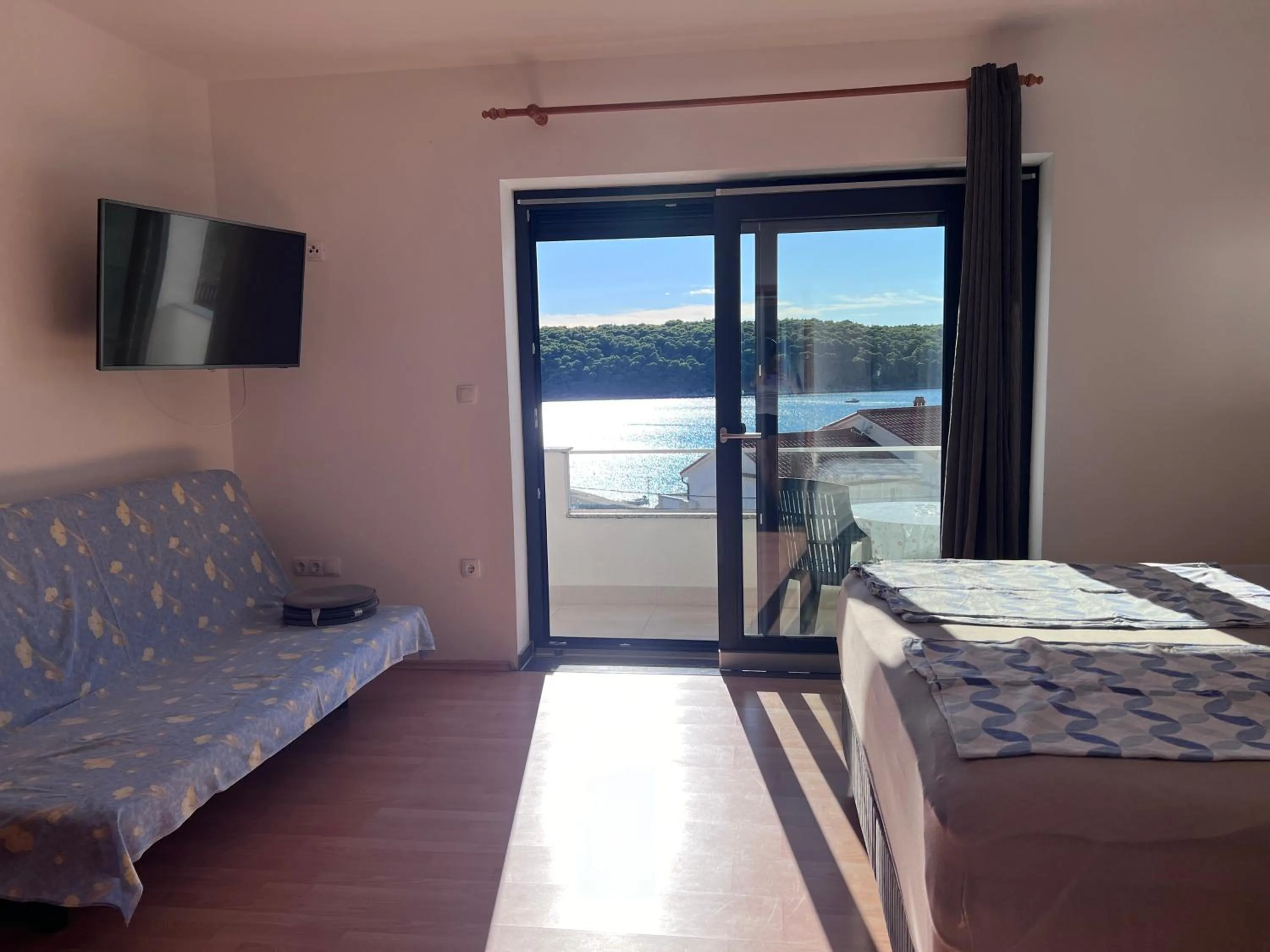 Bed in Apartments Palit Rab
